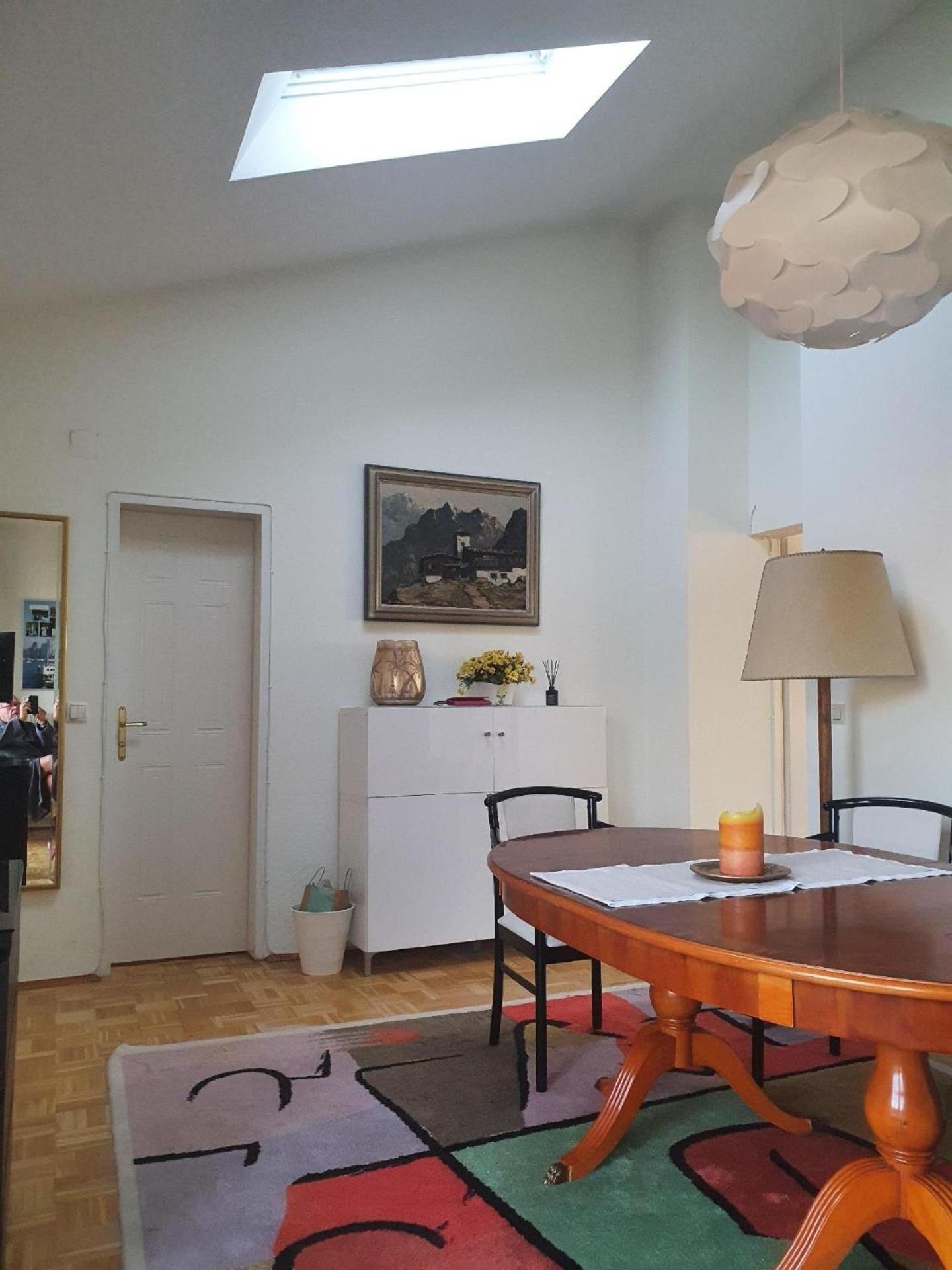 Klimatisiertes 3 Zimmer Appartement mit Terrasse