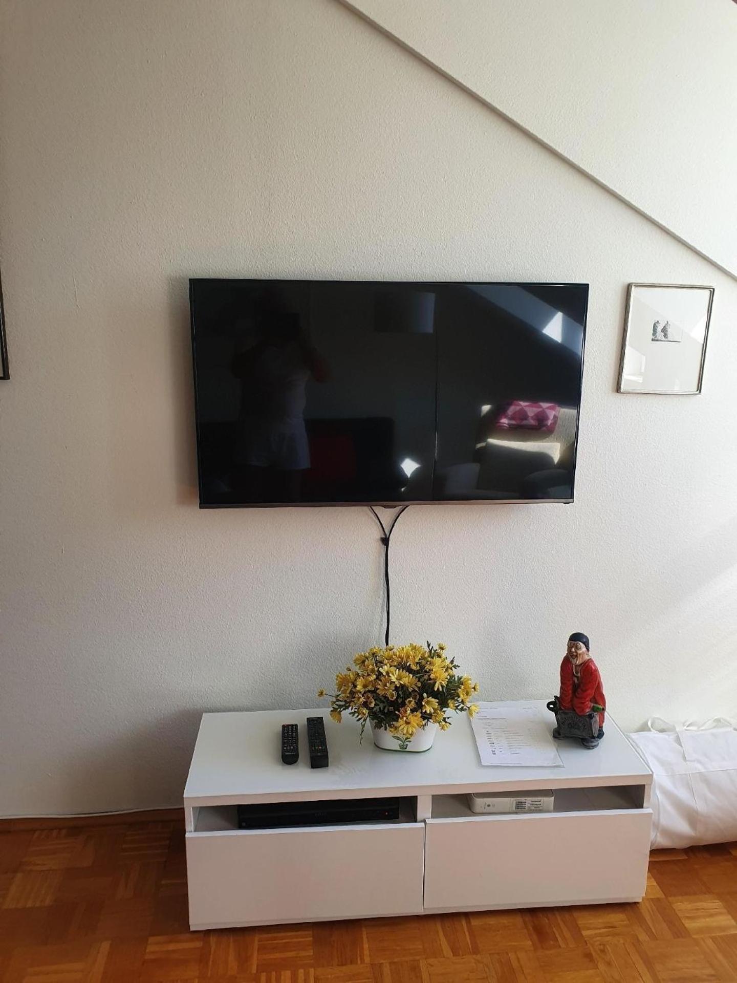 Klimatisiertes 3 Zimmer Appartement mit Terrasse