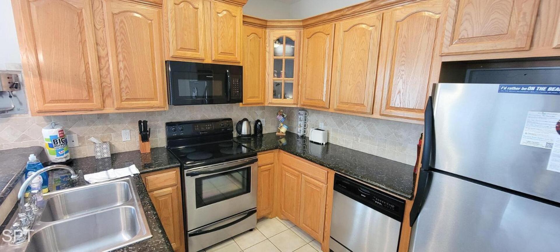 Beach & Palms condo