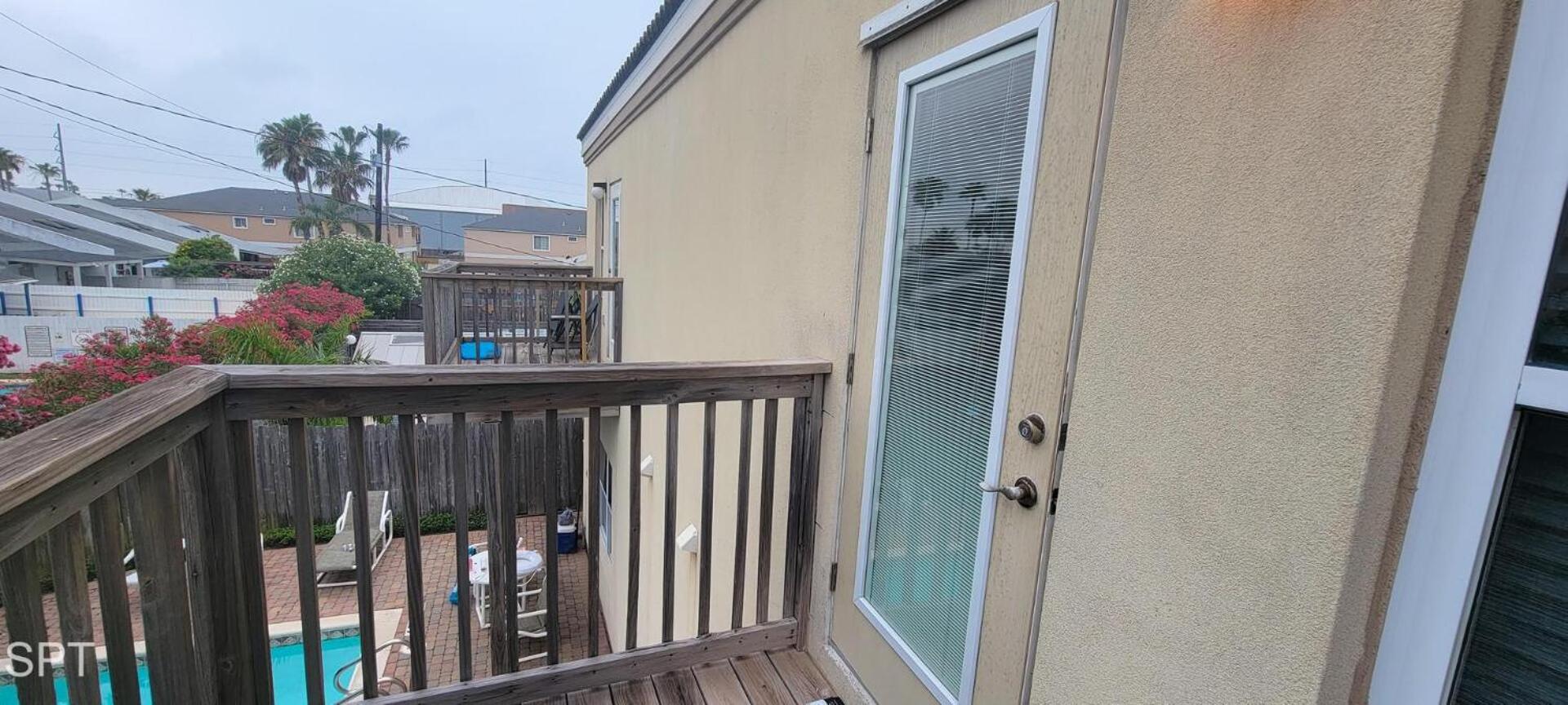 Beach & Palms condo