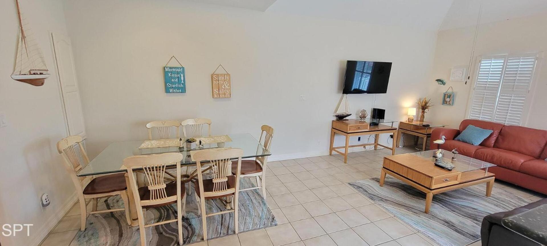 Beach & Palms condo