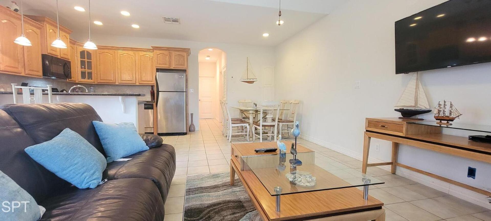 Beach & Palms condo