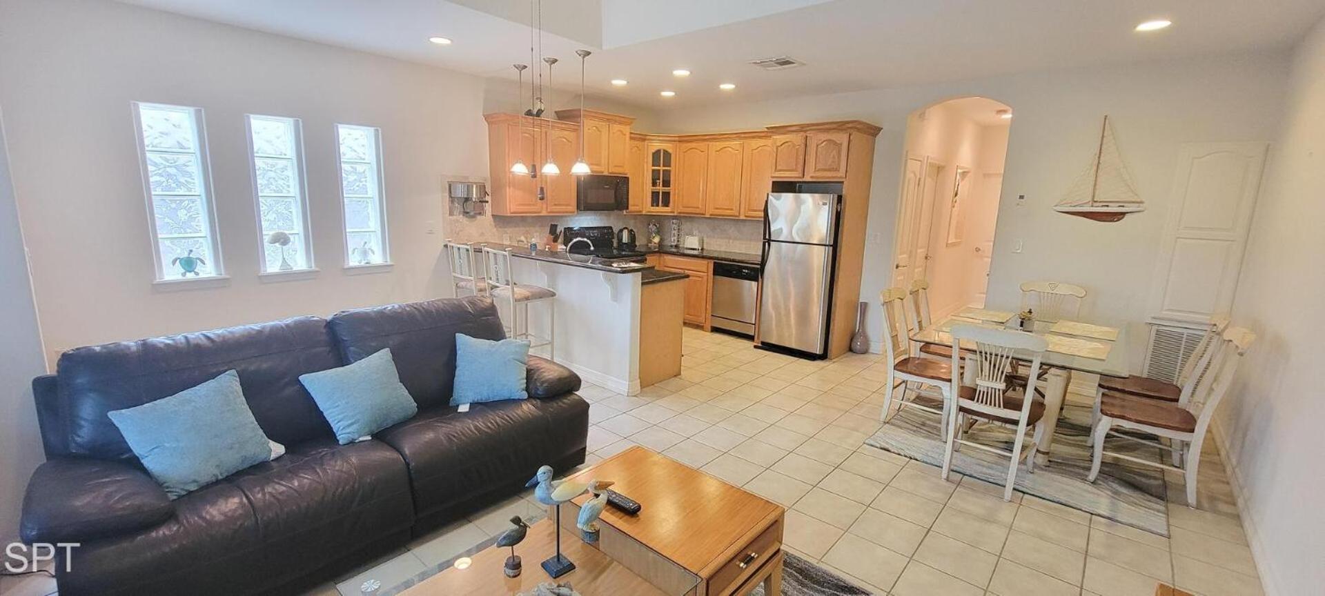 Beach & Palms condo