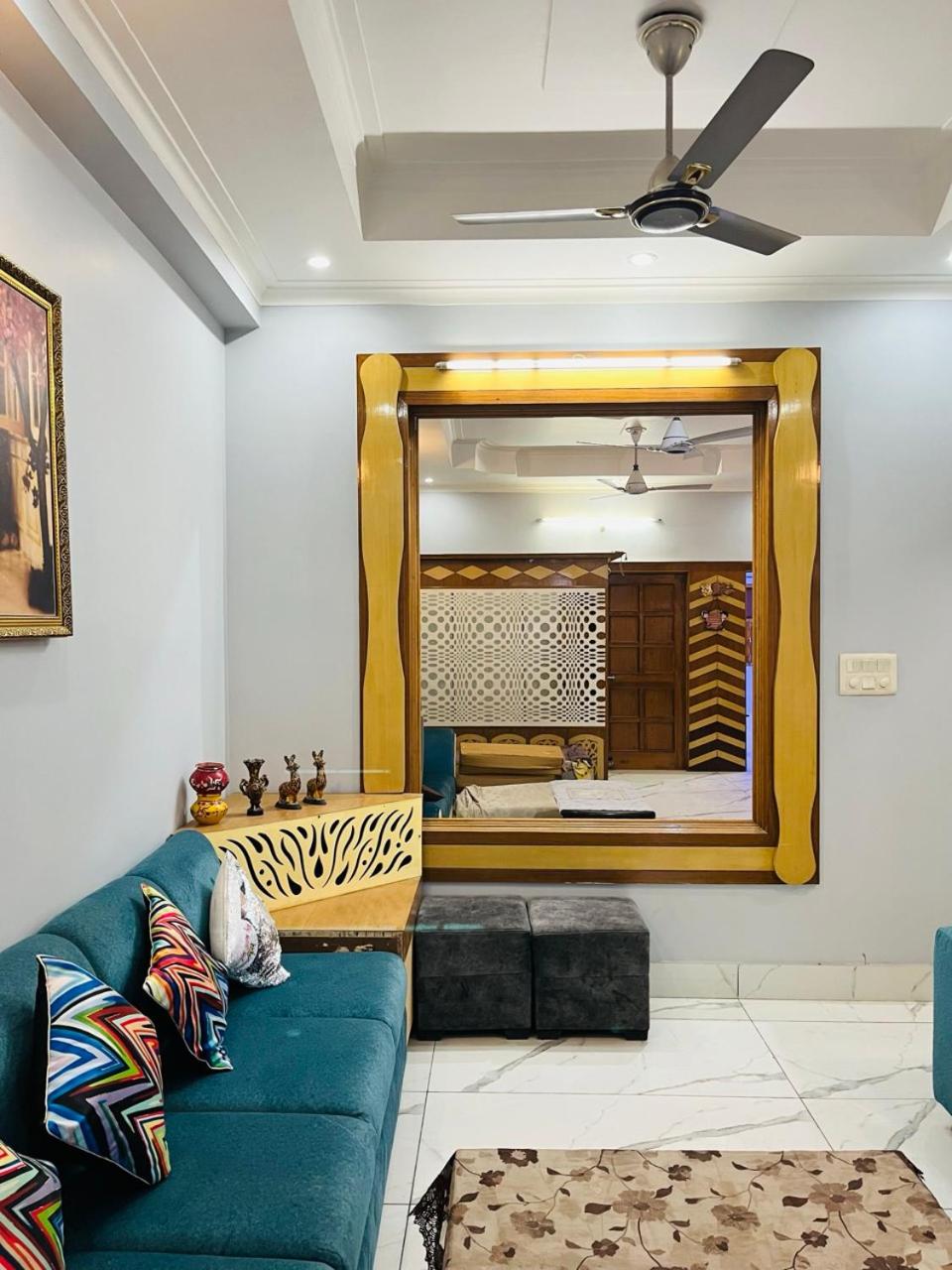 Exquisite 3 BHK Furnished House near Har Ki Pauri: view 5