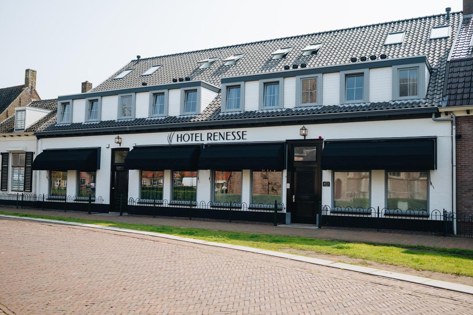 Hotel Renesse - Image 1