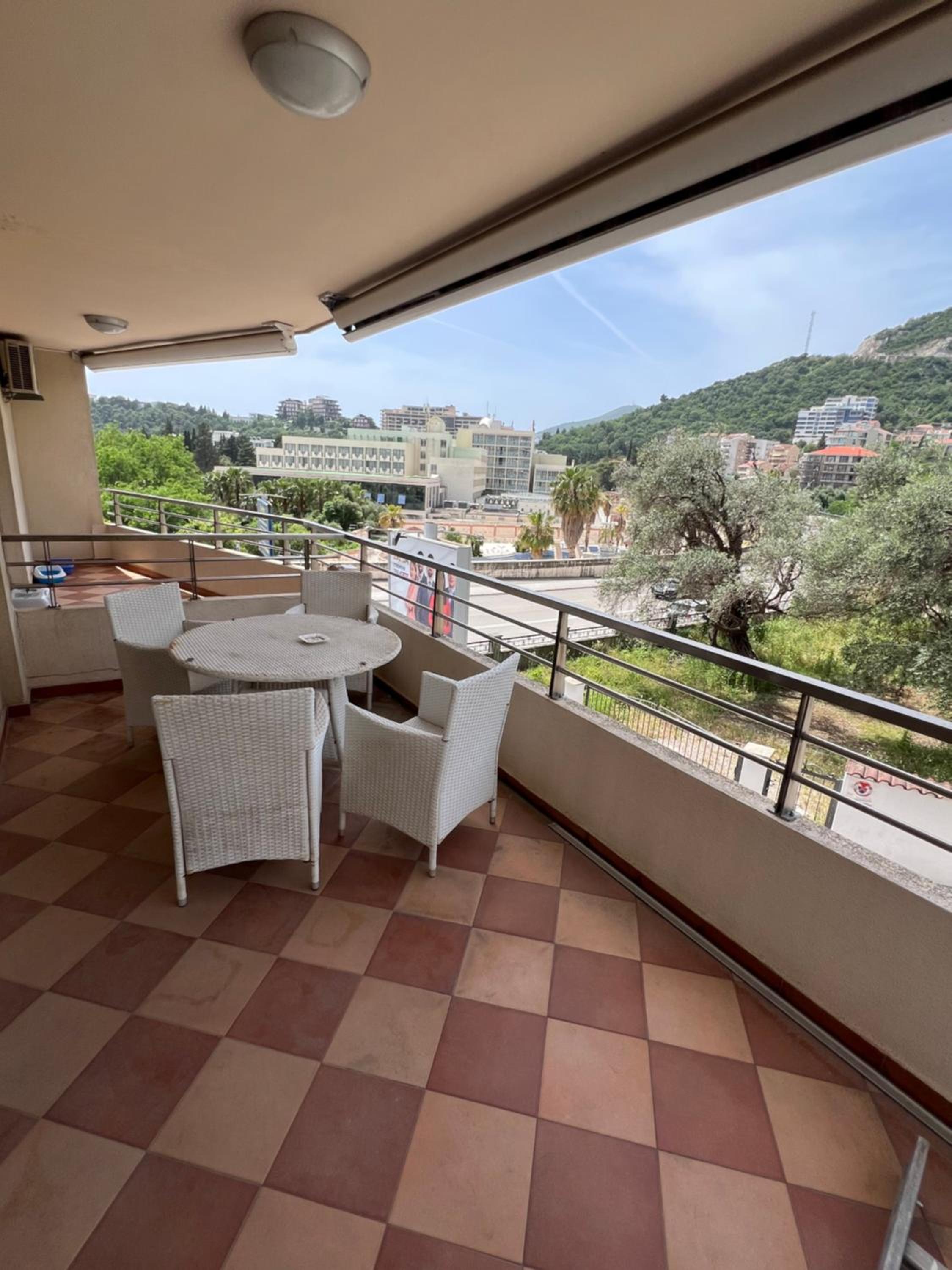 Flat in budva