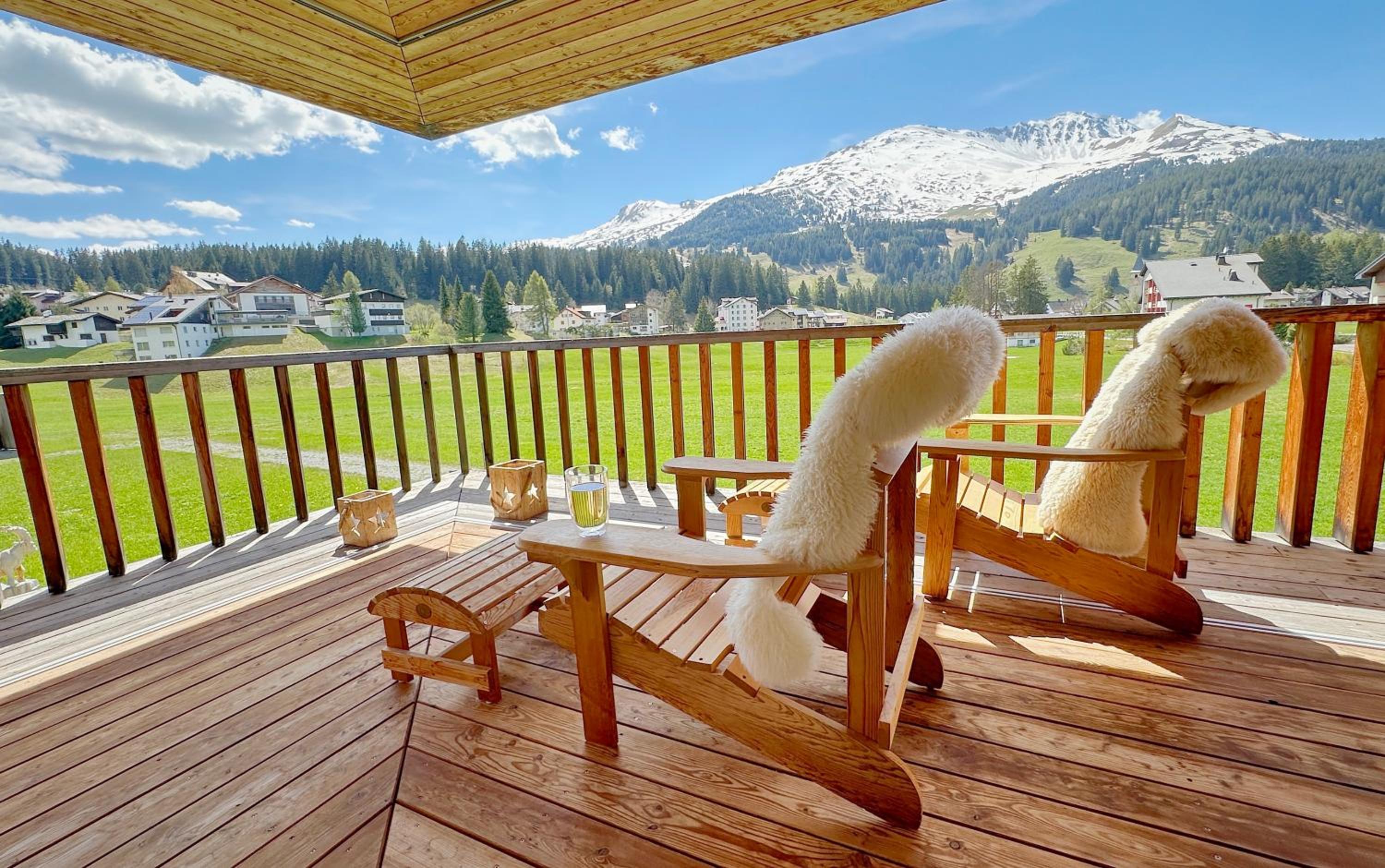 Ski-in Ski-out-Apartment Mountain Nest Parpan