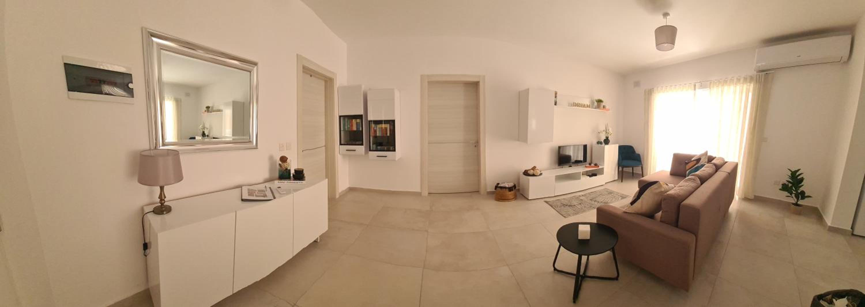 Modern-Studio apartment in Qawra Malta photo 5