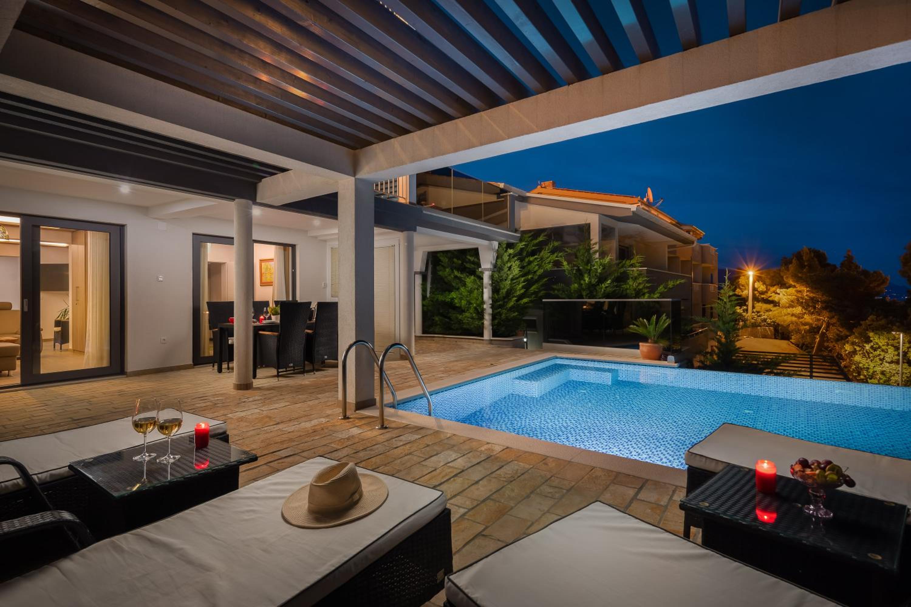Luxury Seafront Villa with Heated Pool, Jacuzzi, Sea View, 150 m from Beach view 3