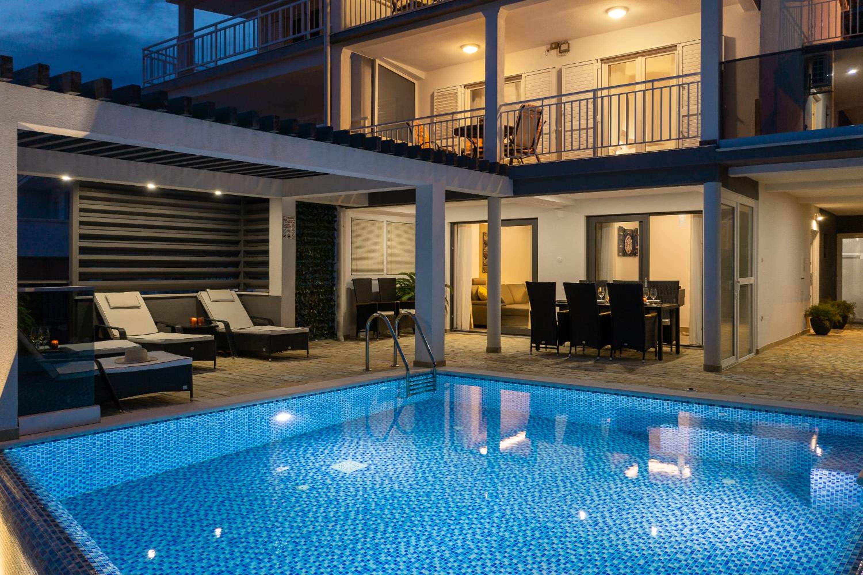 Luxury Seafront Villa with Heated Pool, Jacuzzi, Sea View, 150 m from Beach view 5