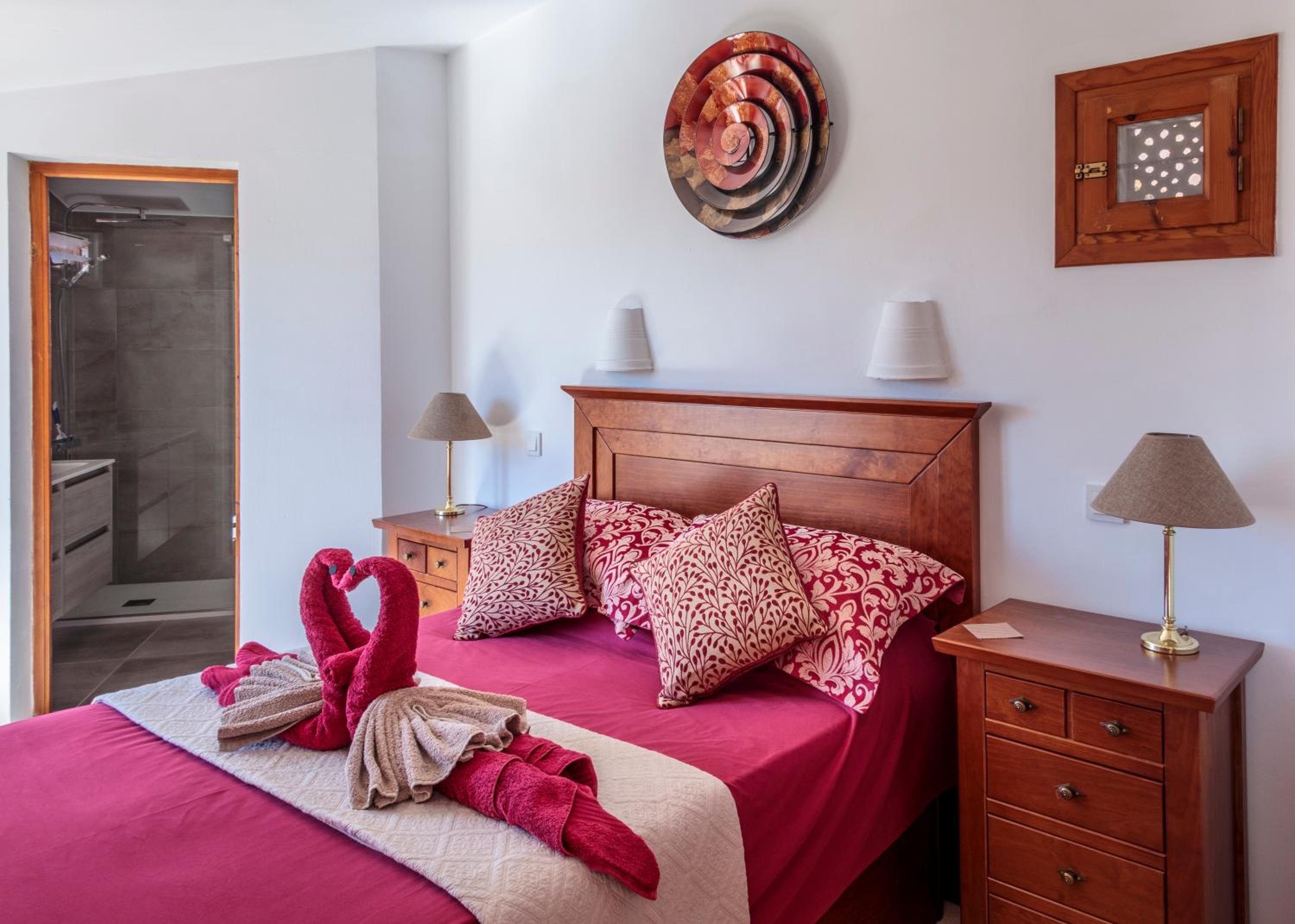 Casa de la Roca - A Beautiful 2 Bed/2 Bath Detached Villa view 3