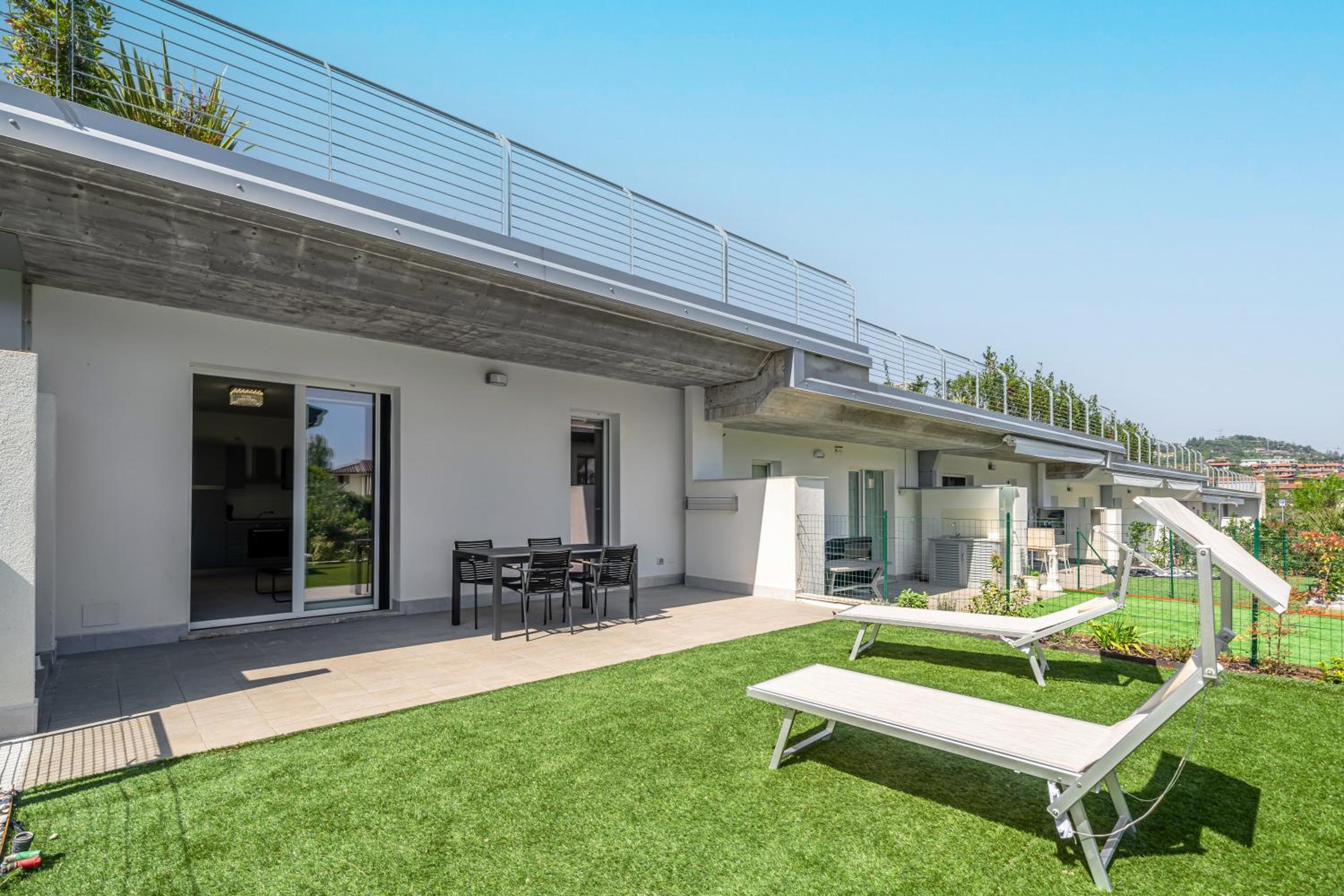 HOST4U - Garda Lake Lido Apartments With Pool, Garden and Private Parking in Garage view 5