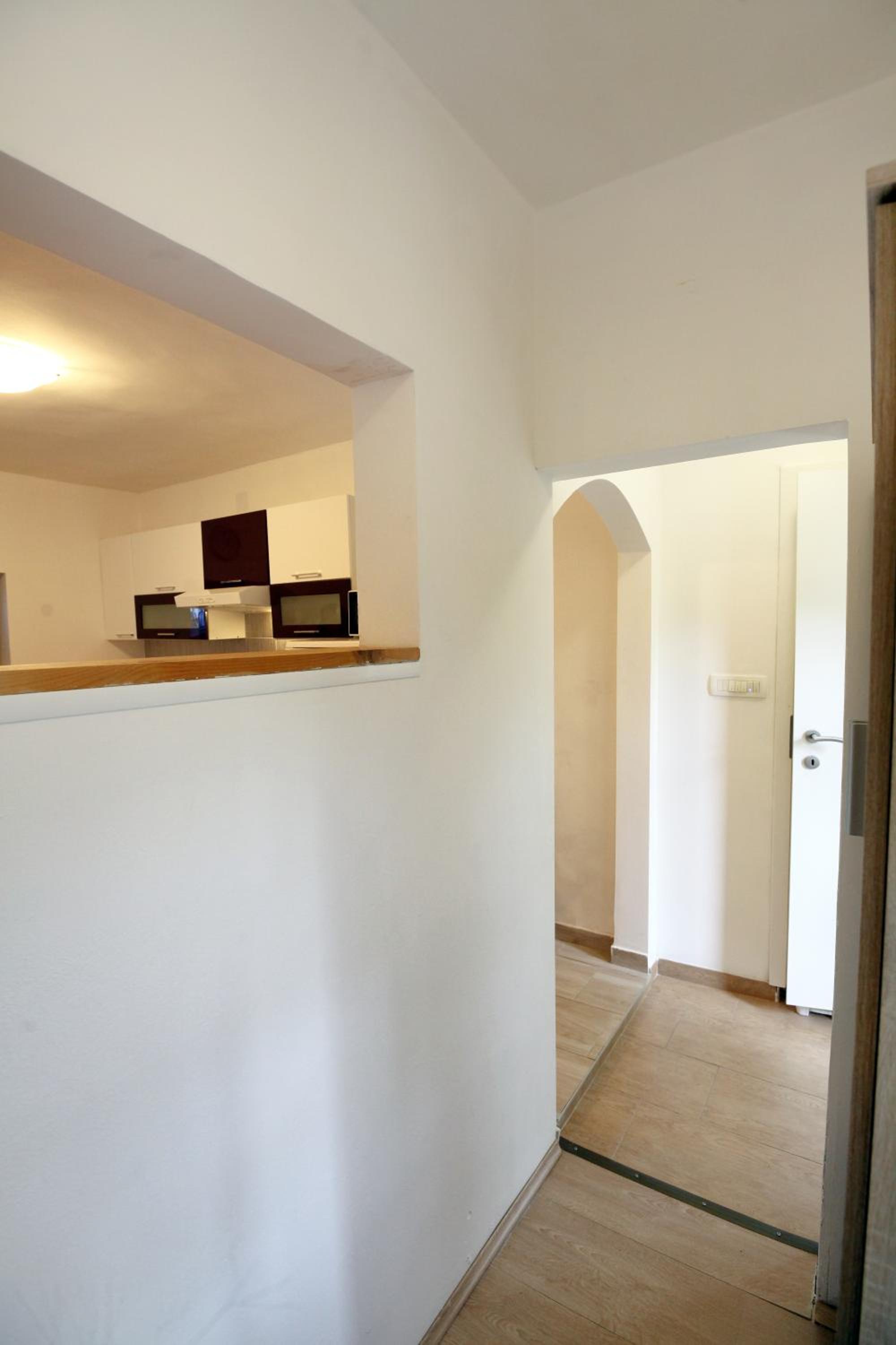 LUNA Quiet Retreat, Close to Koper, AirCon, Parking