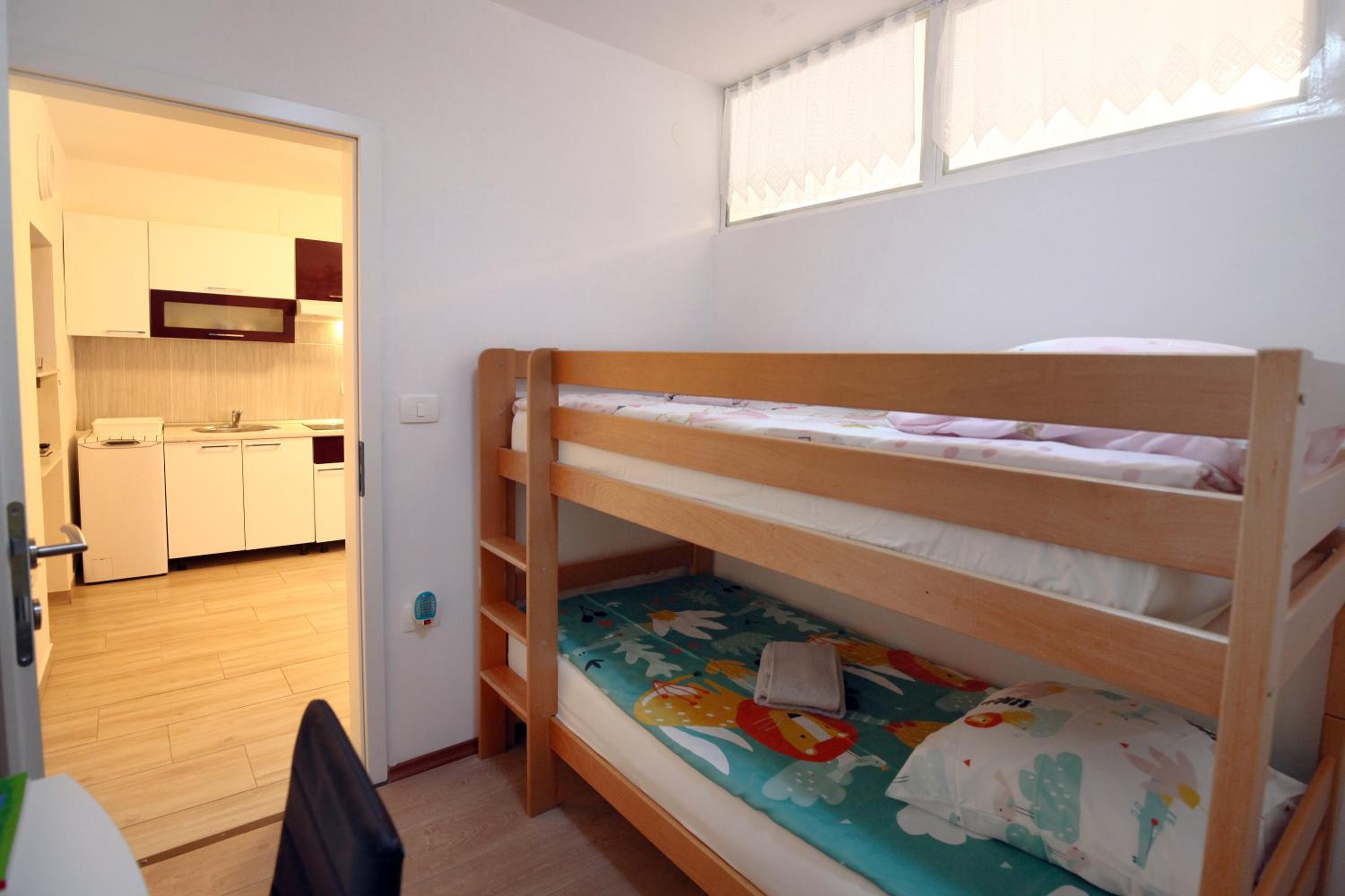 LUNA Quiet Retreat, Close to Koper, AirCon, Parking