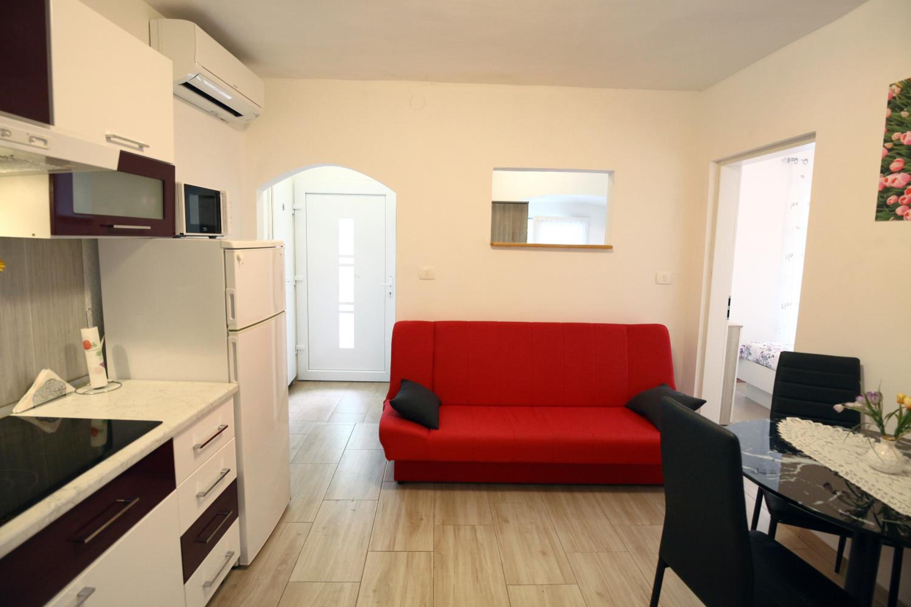 LUNA Quiet Retreat, Close to Koper, AirCon, Parking