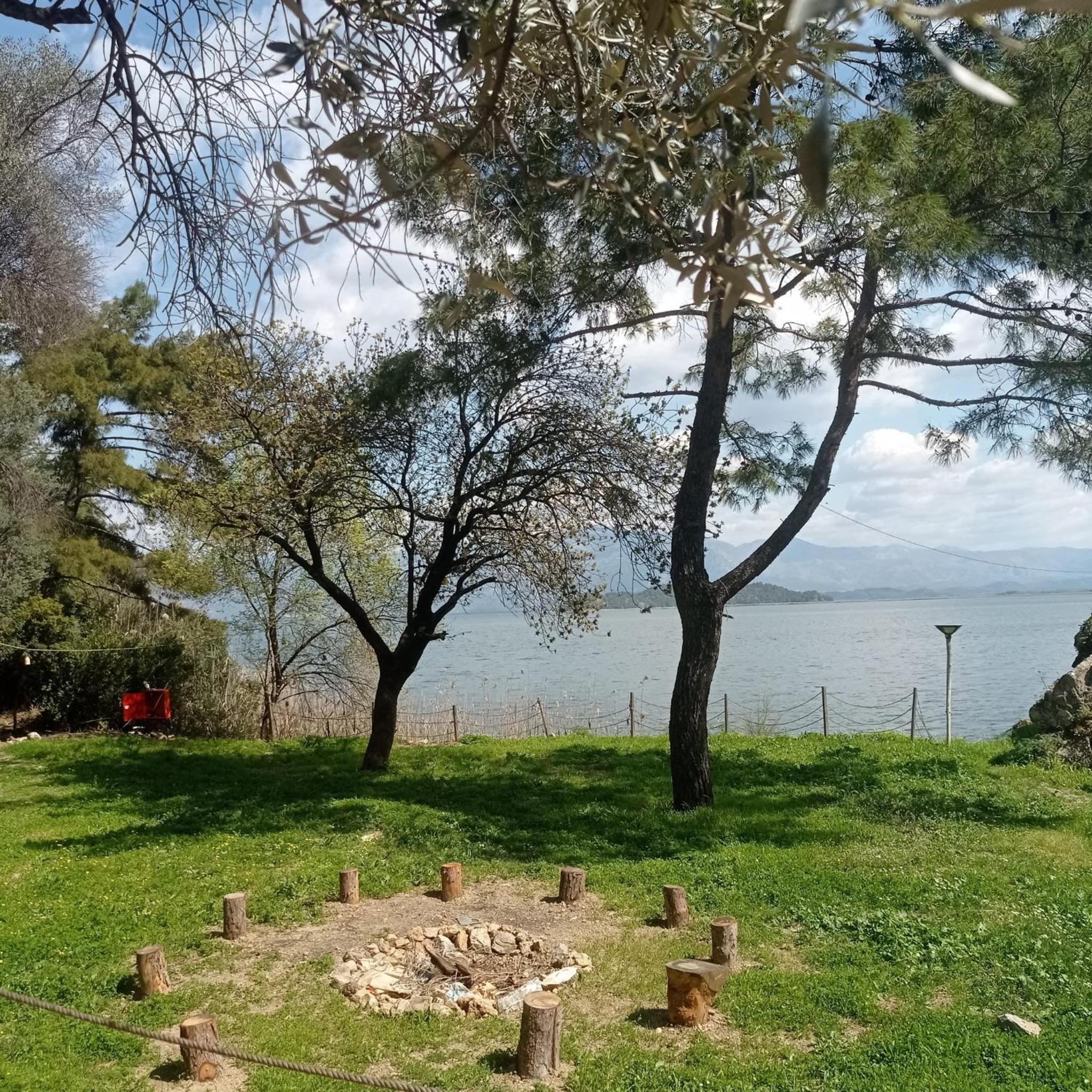 Eses Camping bungalov