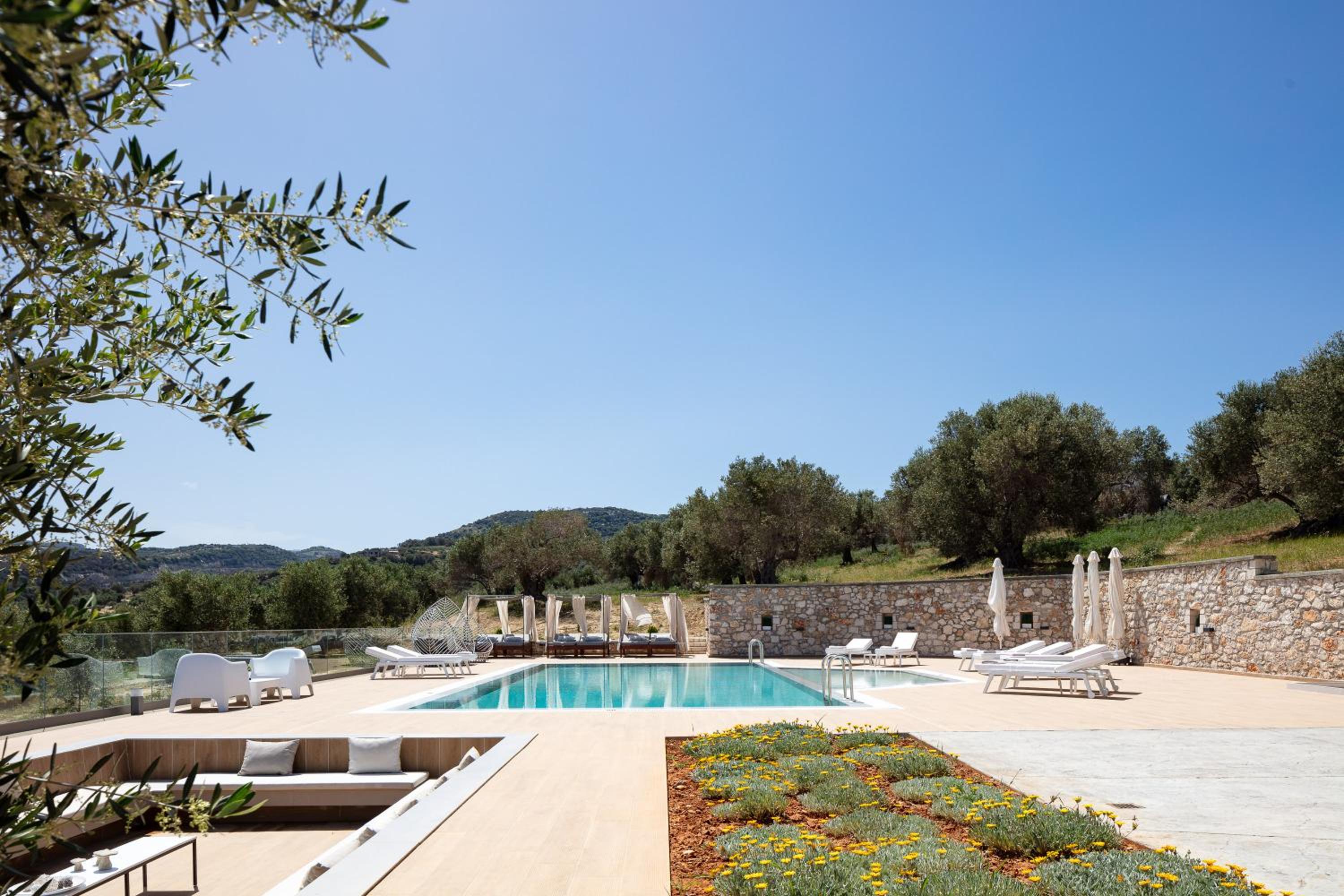 Nomadic Villa - Perpetual motion by etouri