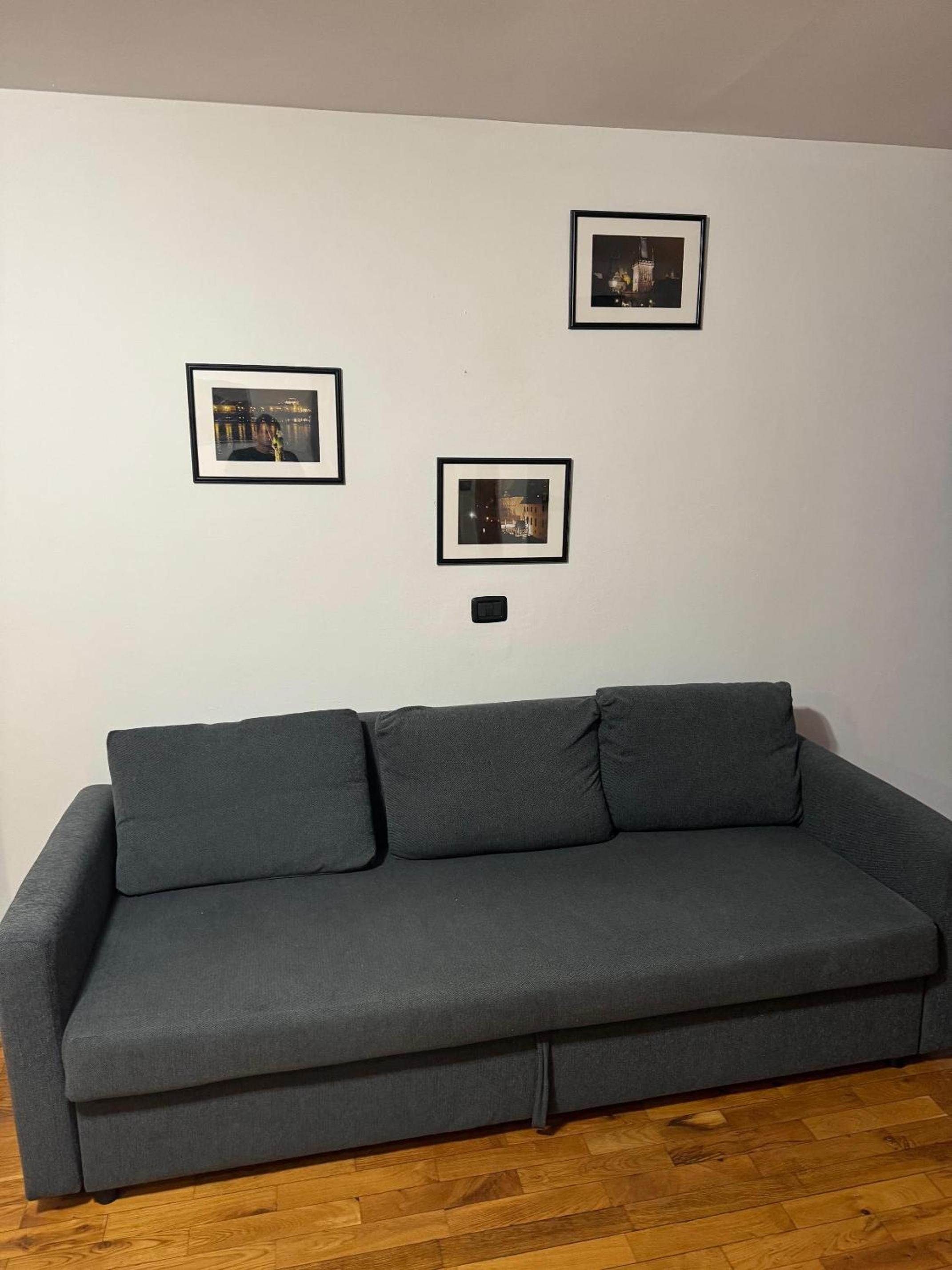 1 Bed Flat - Sleeps 4 - Pets - Smoking on terrace