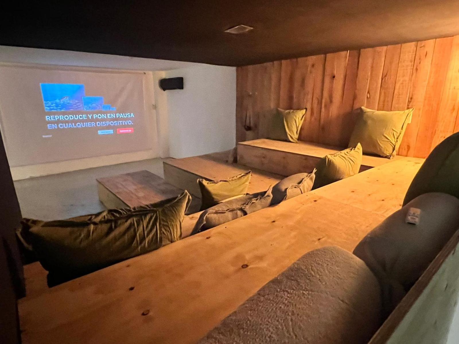 lounge