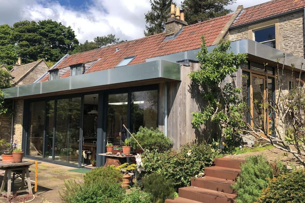 Bohemian Luxury House - Beautiful View - 10min to Bath view 3