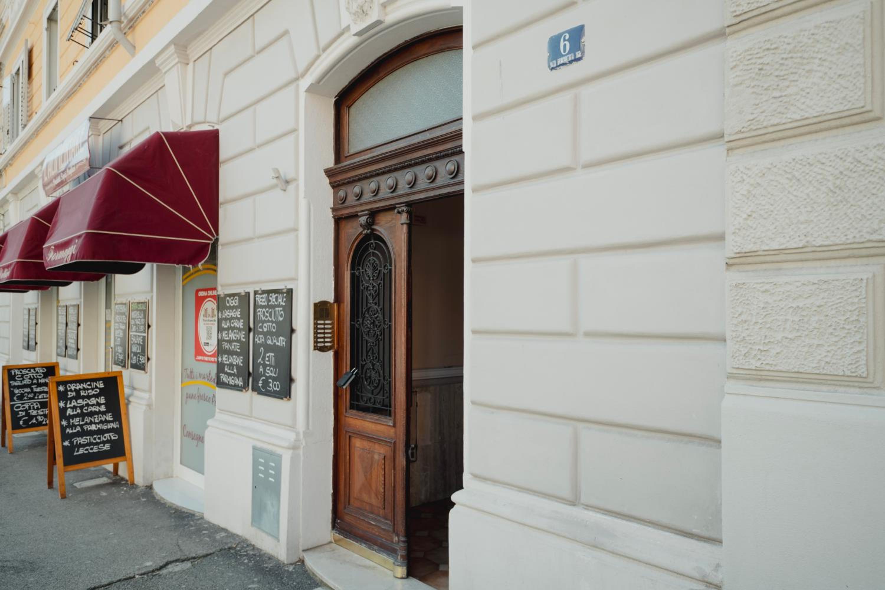 Sunny Vico apartment