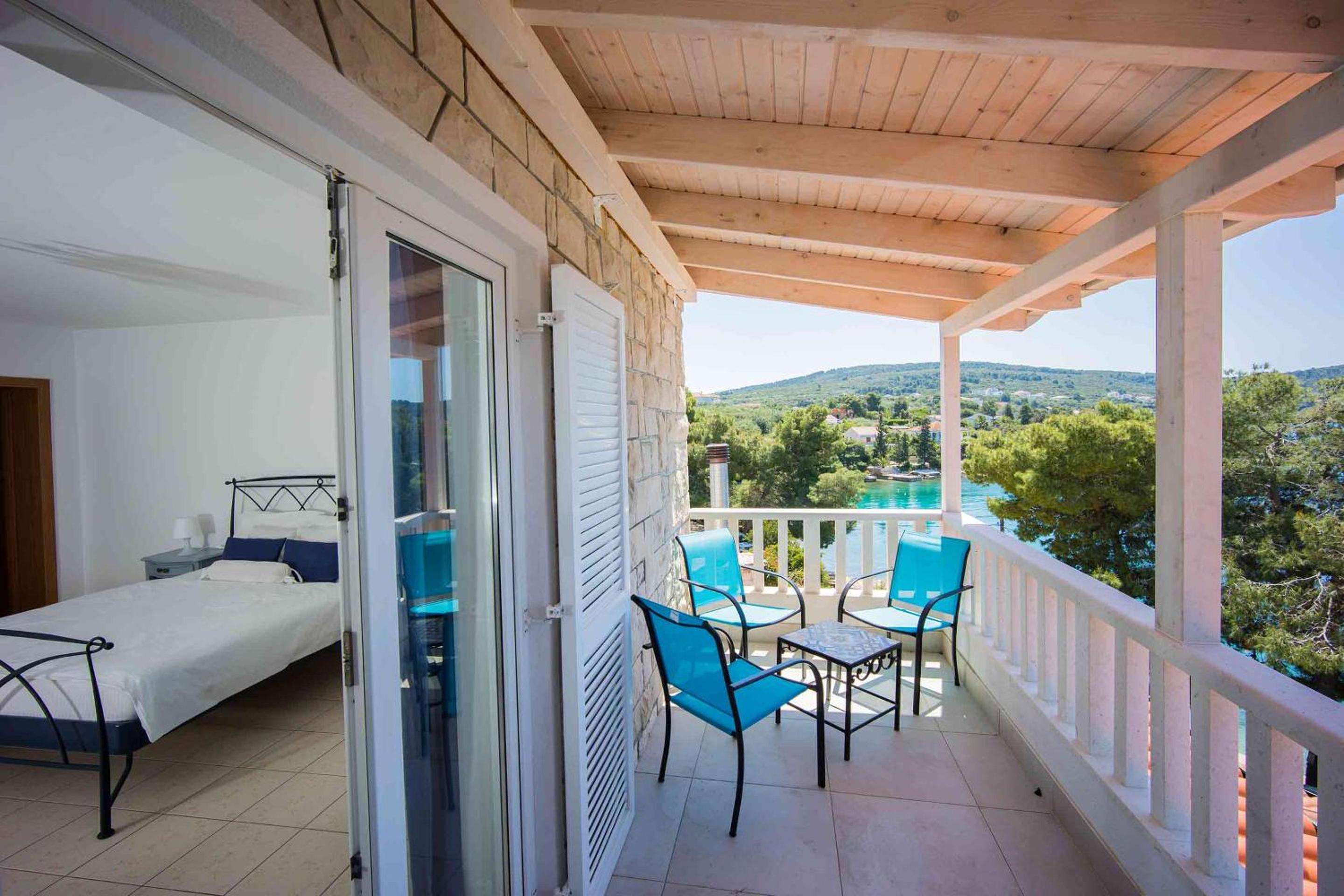 Boutique Guesthouse Sveti Petar, on the beach, heated pool & boat berth - ADULT ONLY