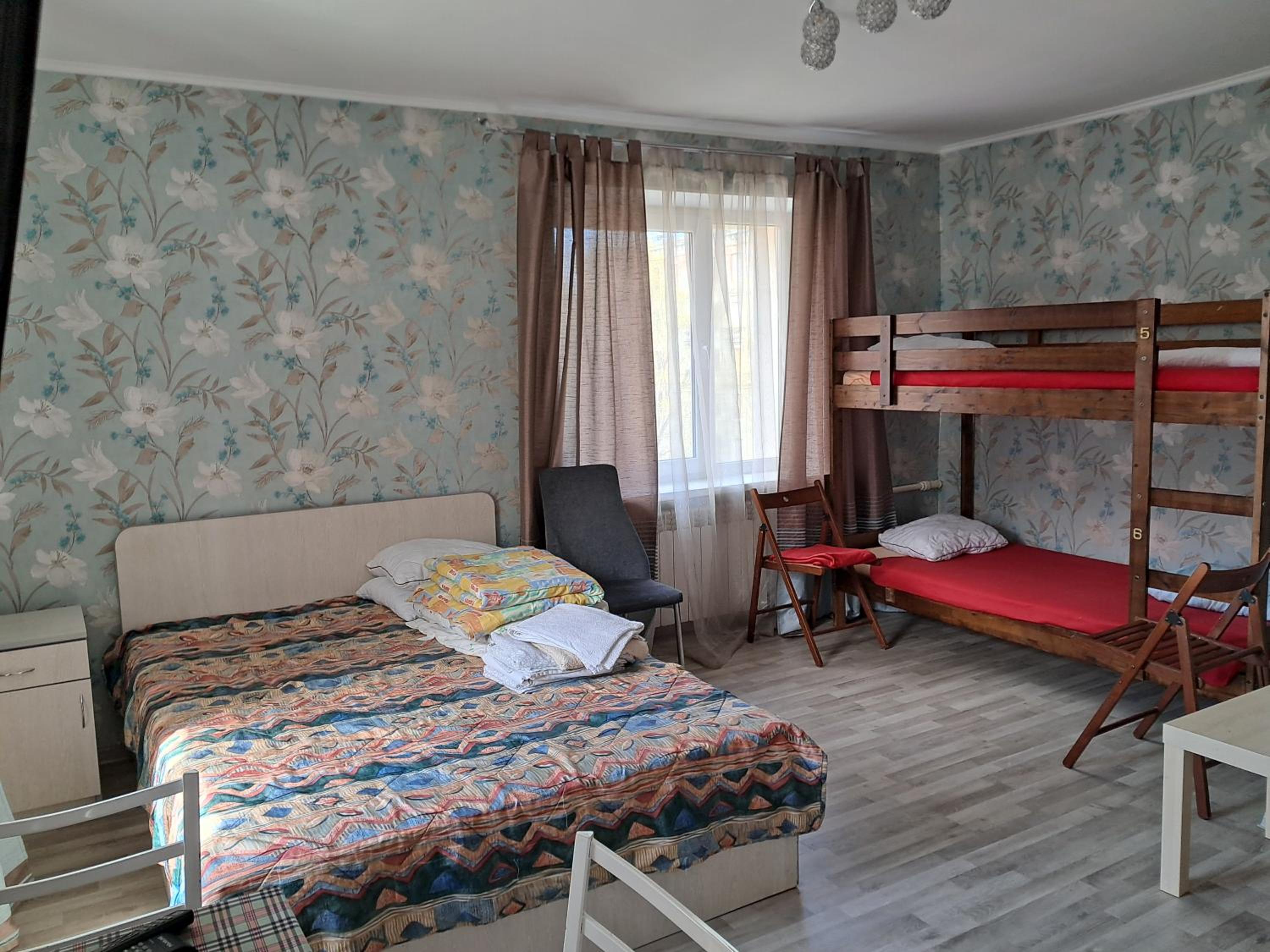 Sparta Apartments Kosmonaudi