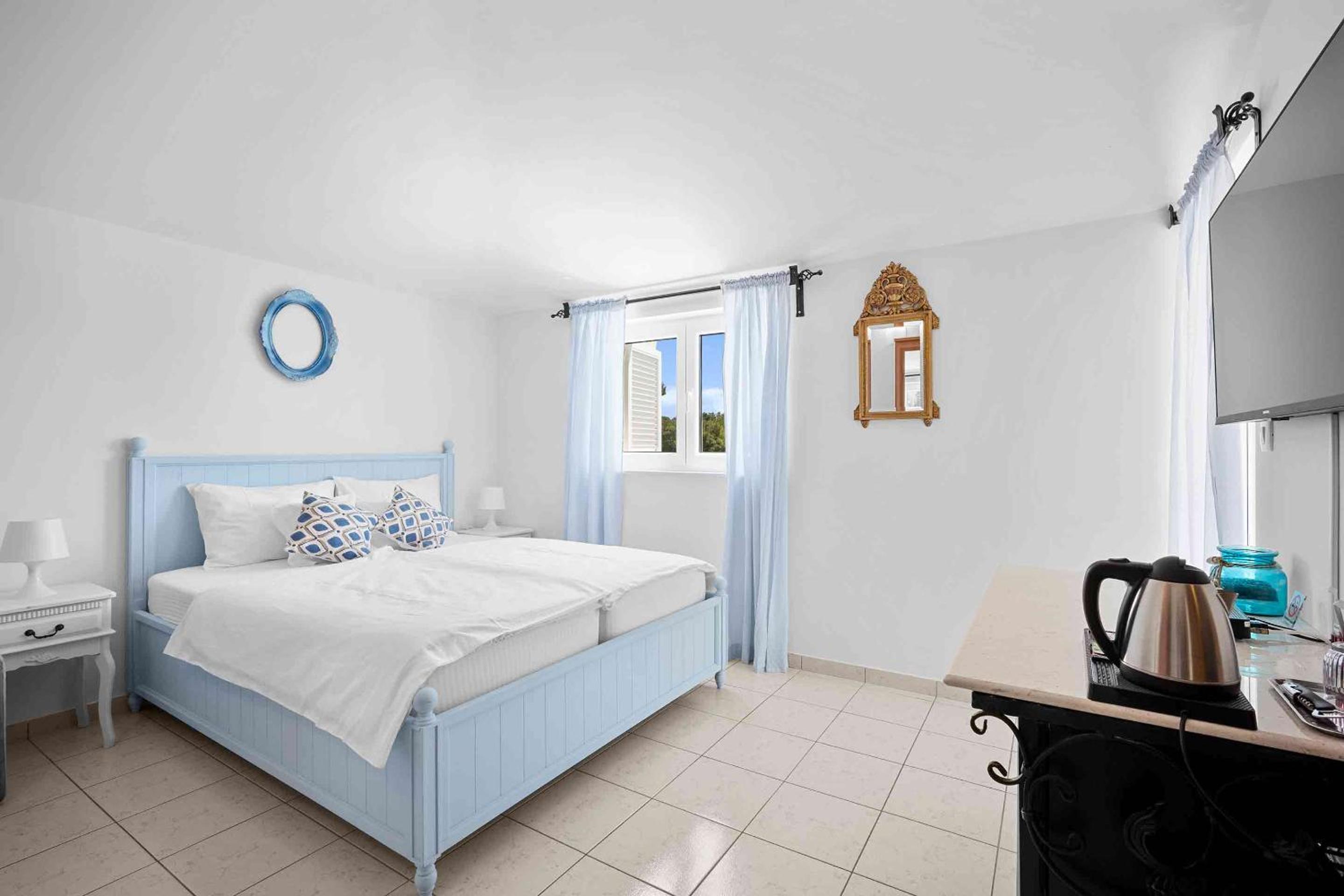 Boutique Guesthouse Sveti Petar, on the beach, heated pool & boat berth - ADULT ONLY