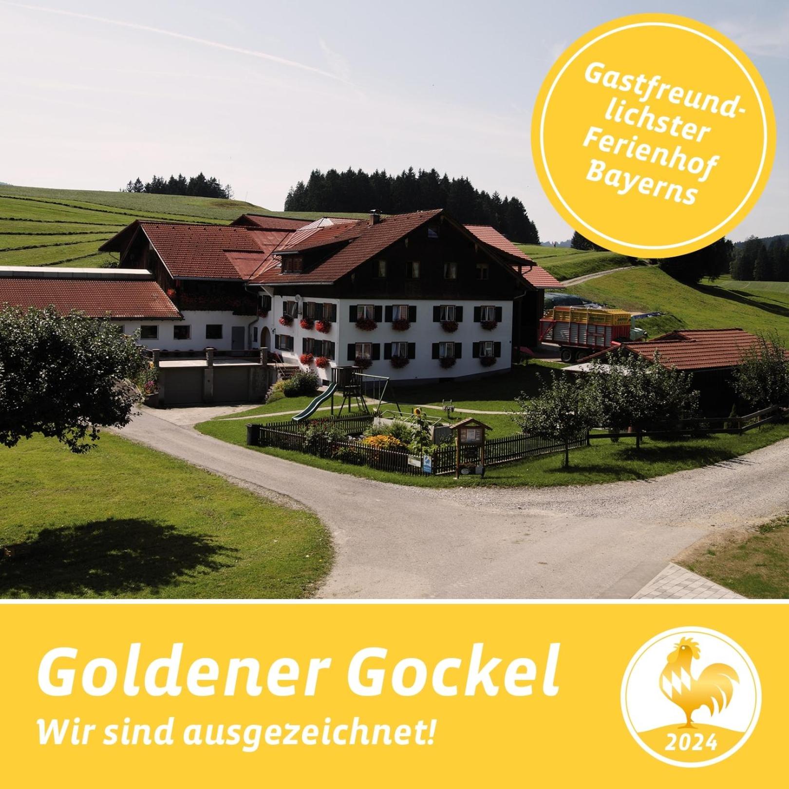 Ferienhof Eger - entspannter Urlaub mit Baby & Kleinkind - wahlweise top modern oder günstige Fewos - ruhig am Ende der Straße - Kälbchen füttern - Traktor