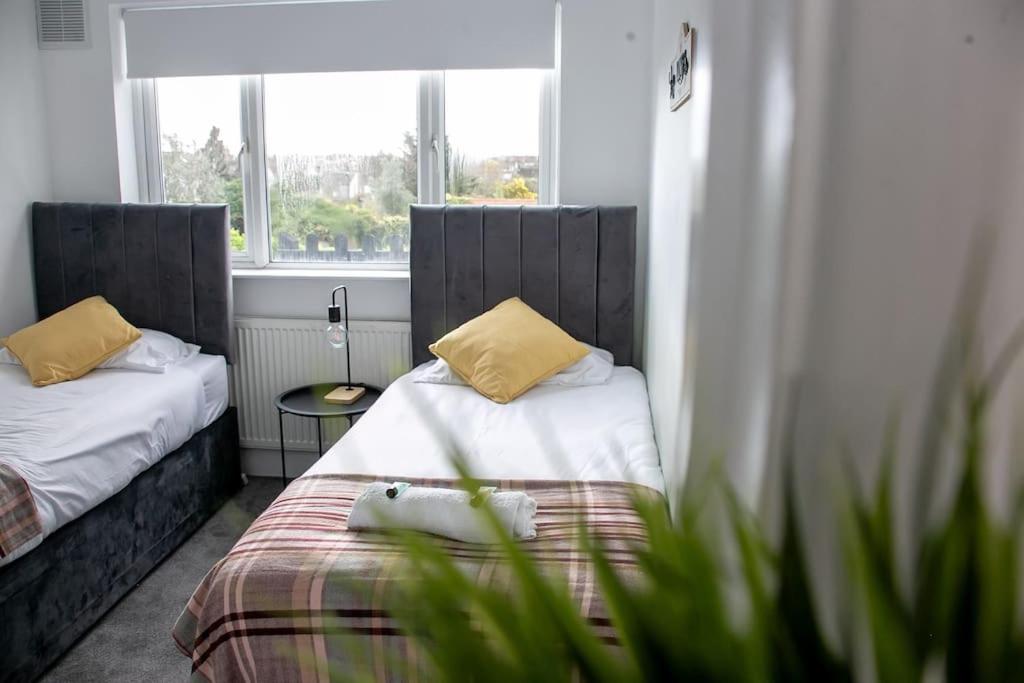 Stylish Retreat in Leigh-on-Sea view 4