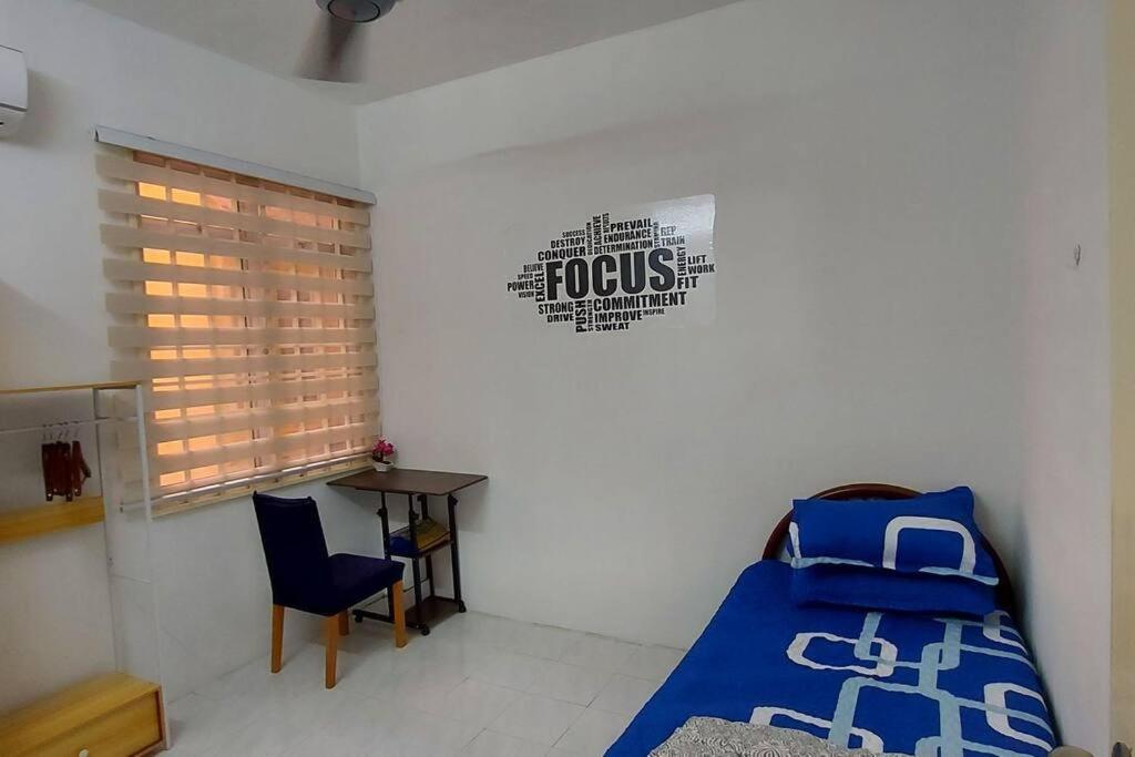 KLIA Minimalist Gr Fl Villa w free park & TV photo 3