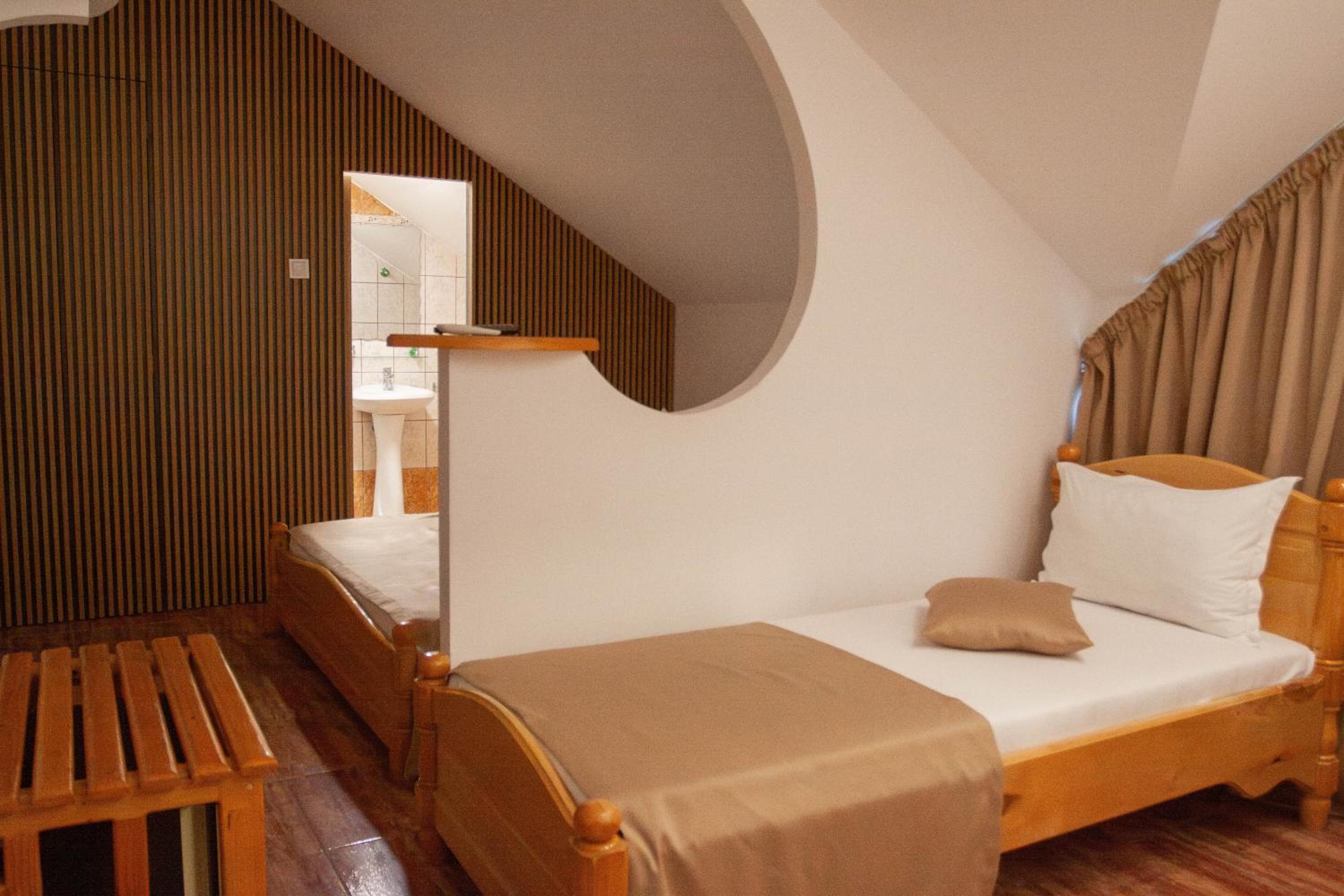 Photo 47
