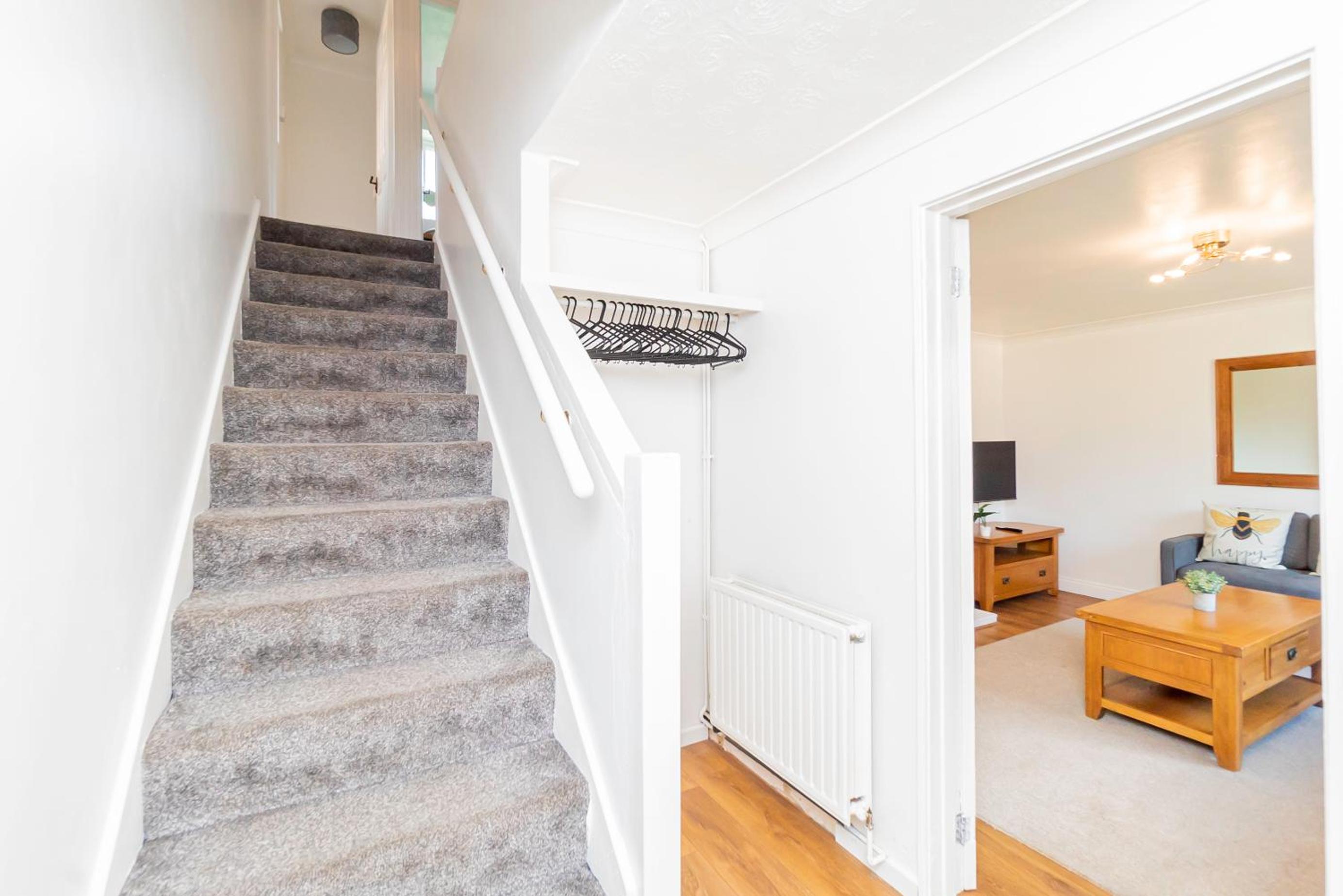 Fantastic House with Free Parking view 5