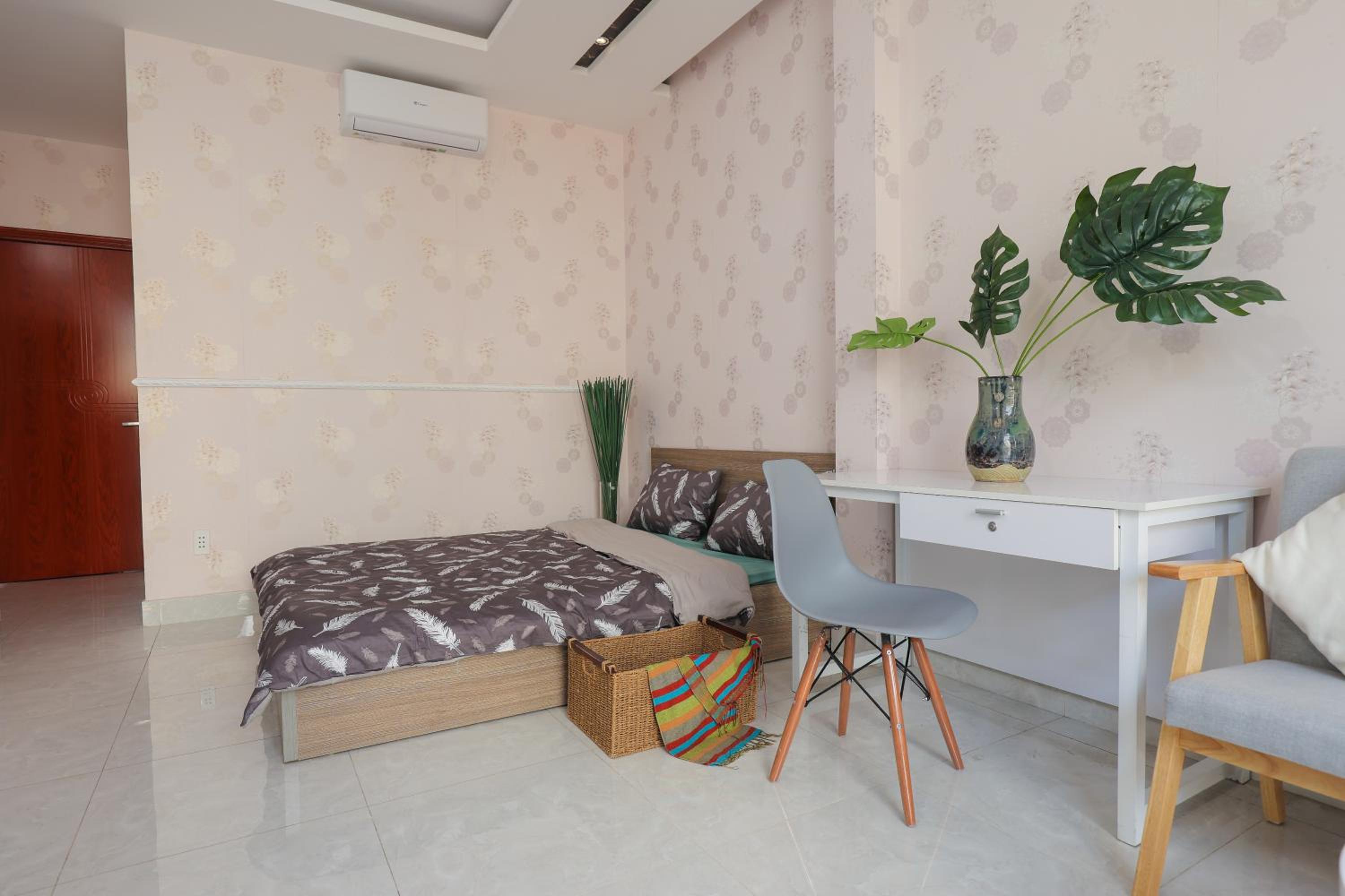 Cozy studio in Phu Nhuan District near District 1