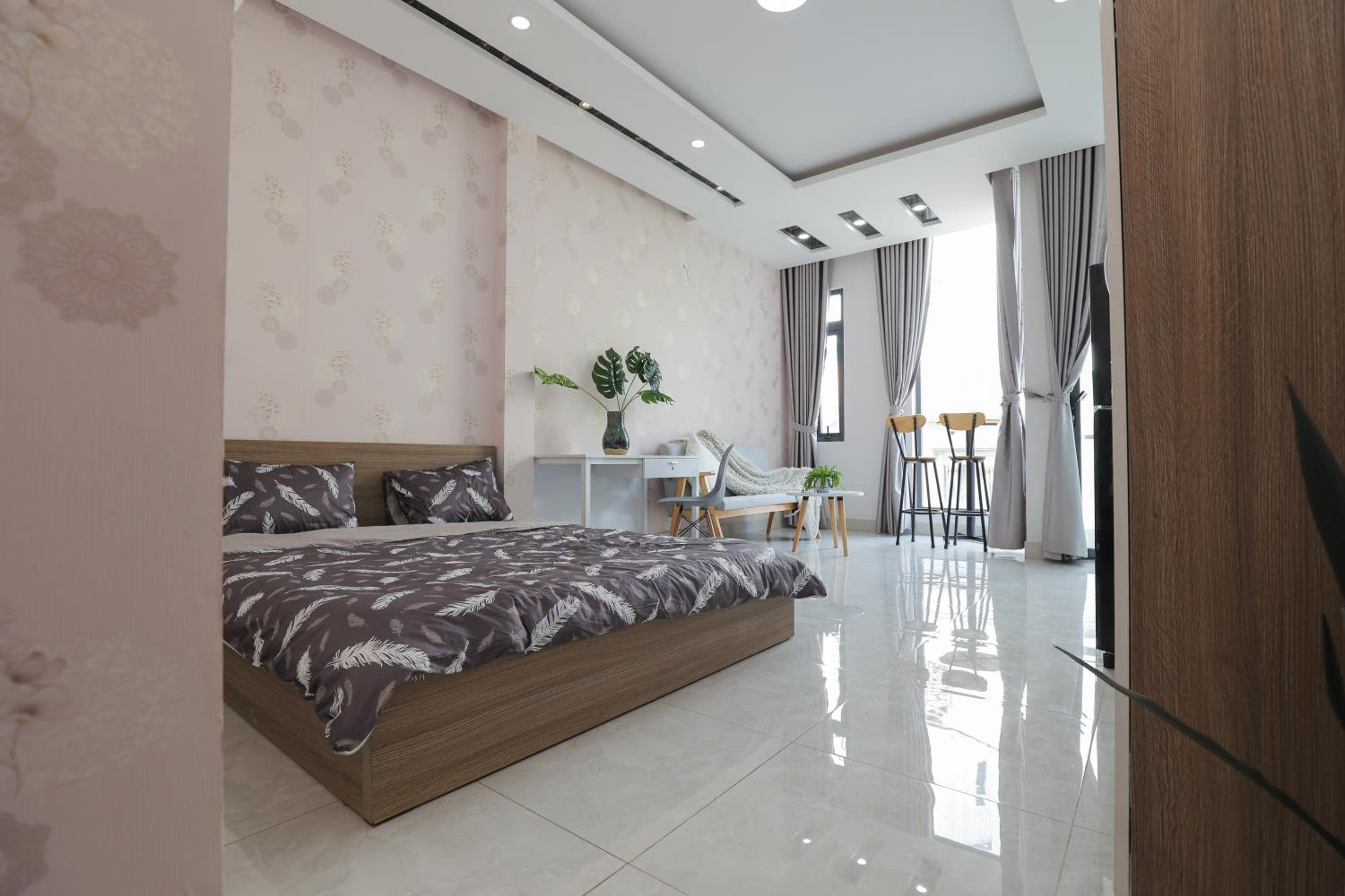 Cozy studio in Phu Nhuan District near District 1