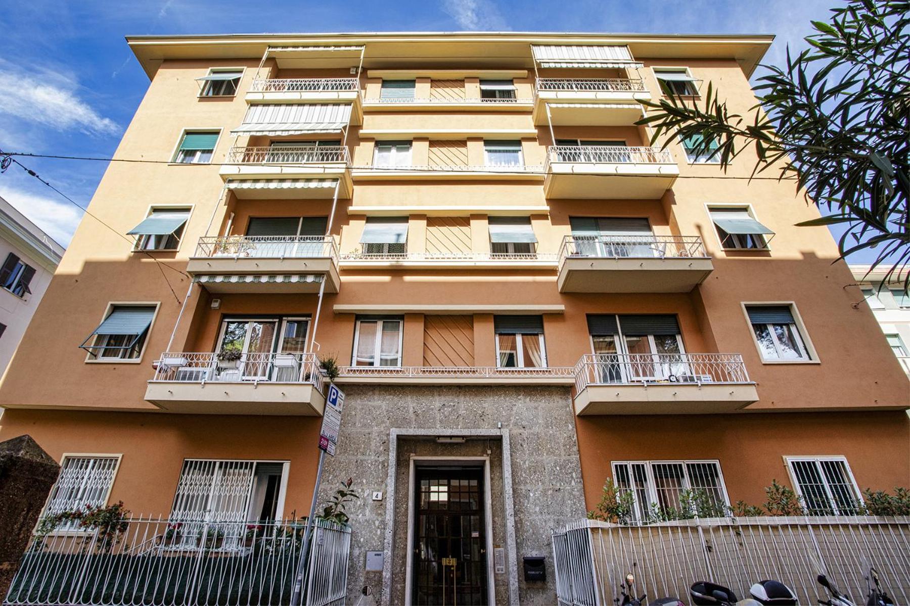 Light Apartment in Albaro by Wonderful Italy view 2