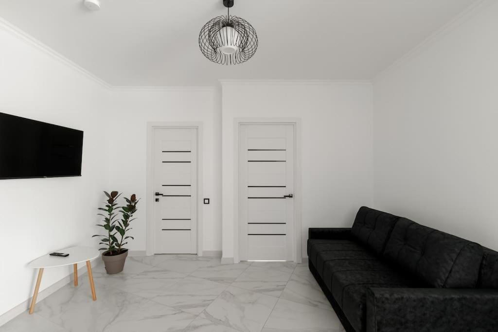 Flatkeepers - circ suite view 4