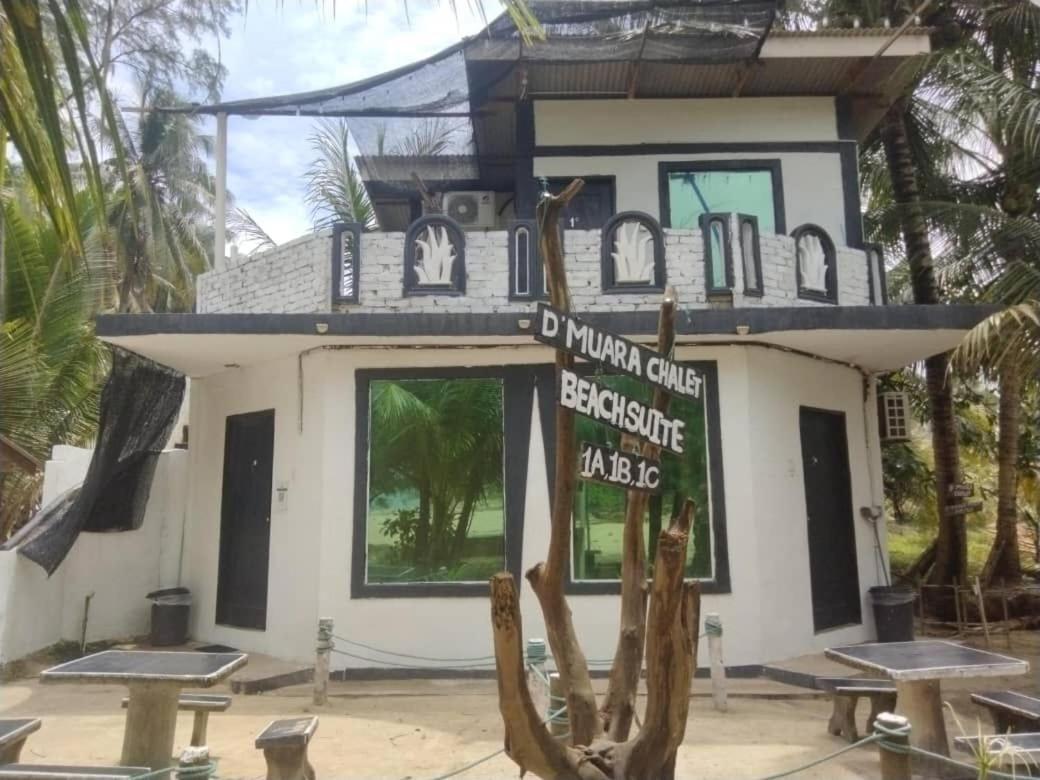 D MUARA CHALET Melawi photo 1