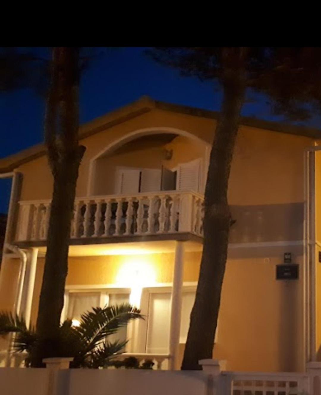 Apartmani Emily