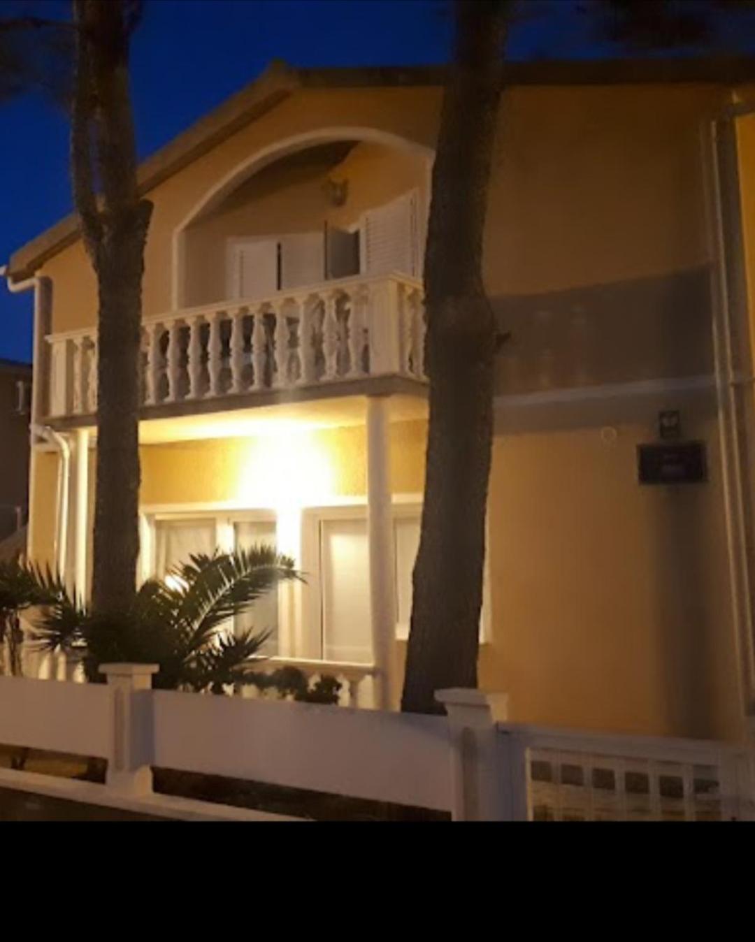 Apartmani Emily