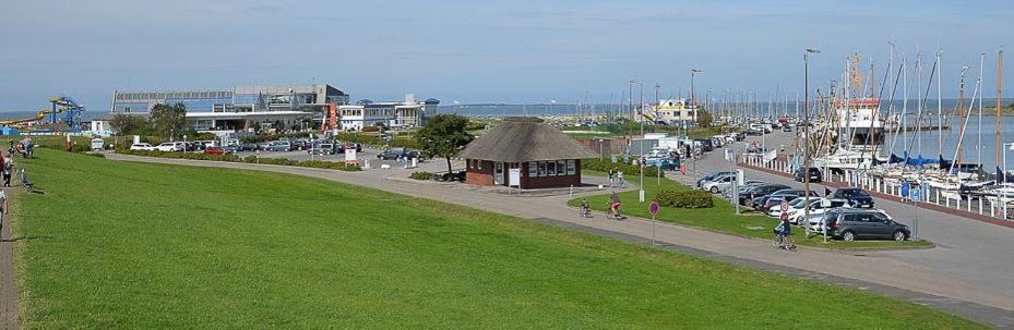 Photo 33