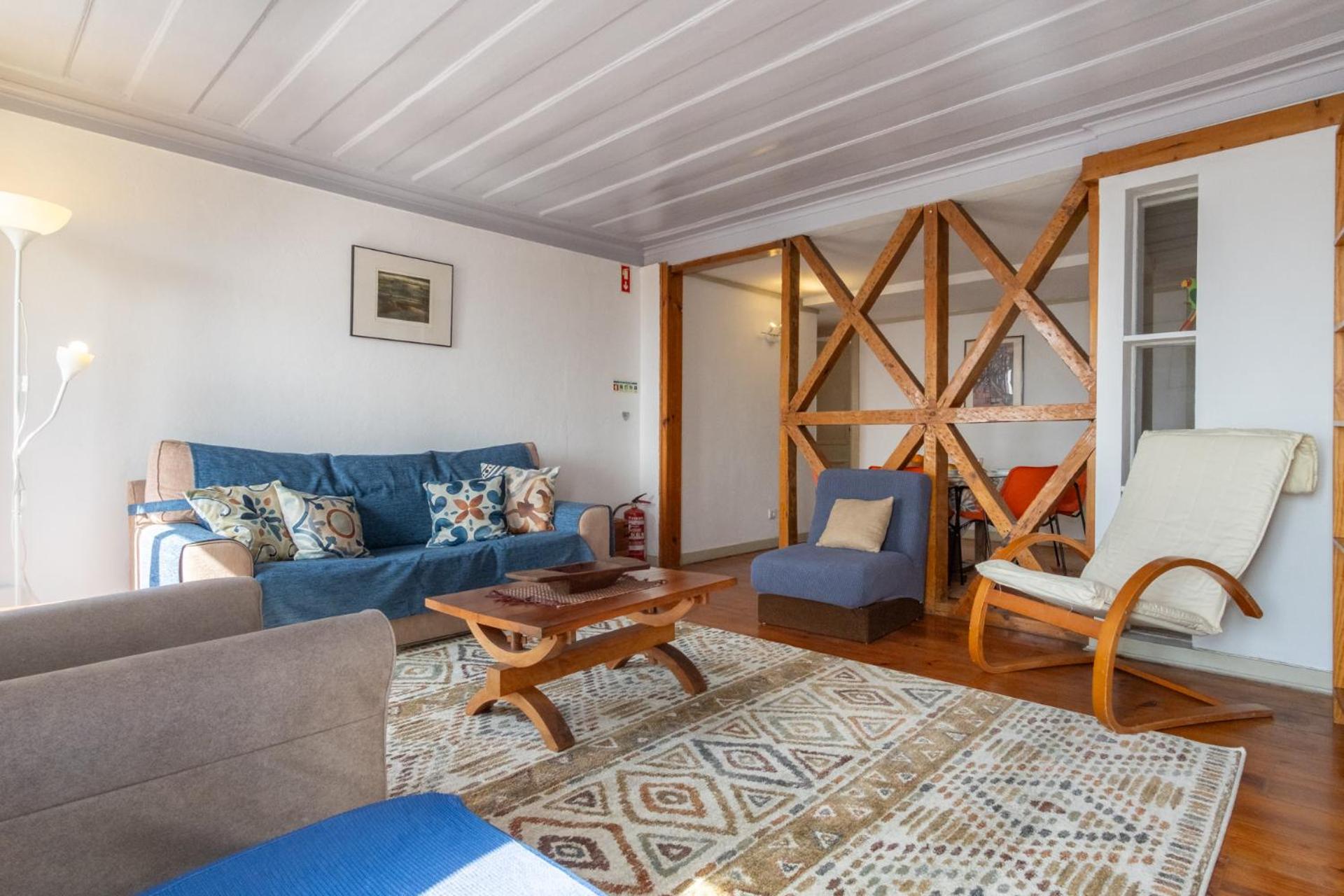 Apartment in Alfama, near Metro & Cafés - TTL126