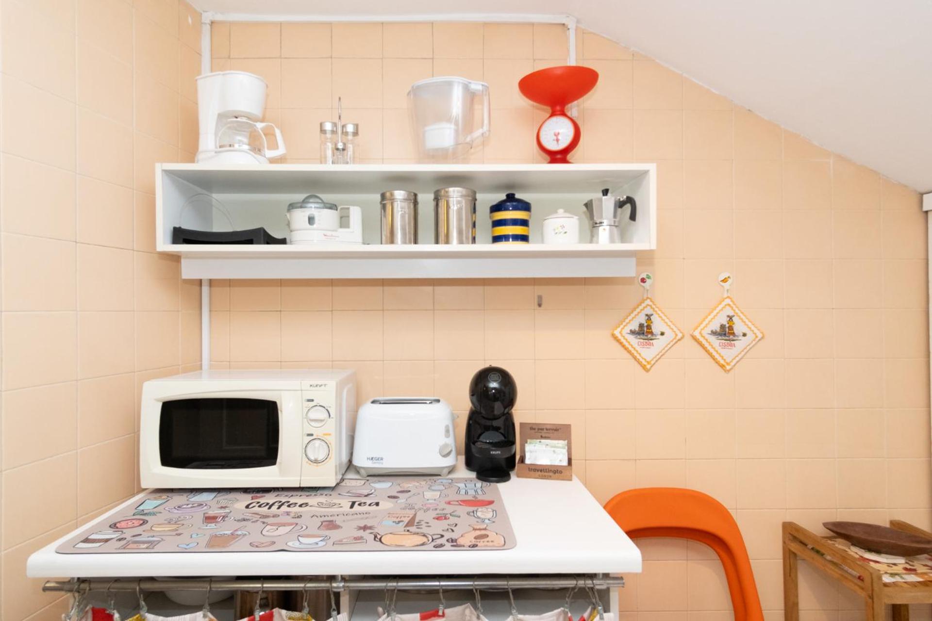 Apartment in Alfama, near Metro & Cafés - TTL126