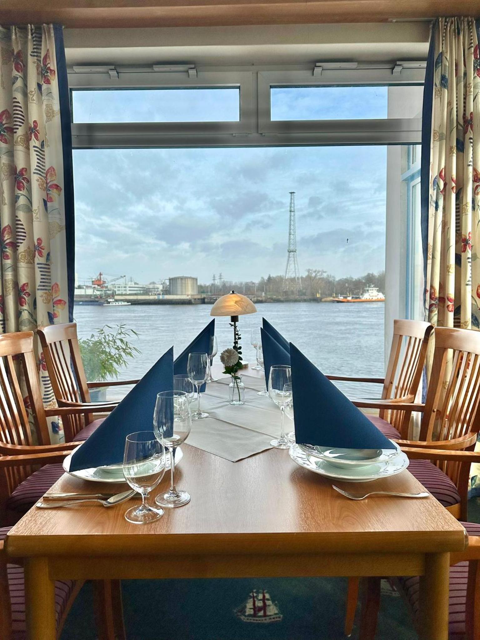 Gästehaus Weserblick am Weser-Sandstrand