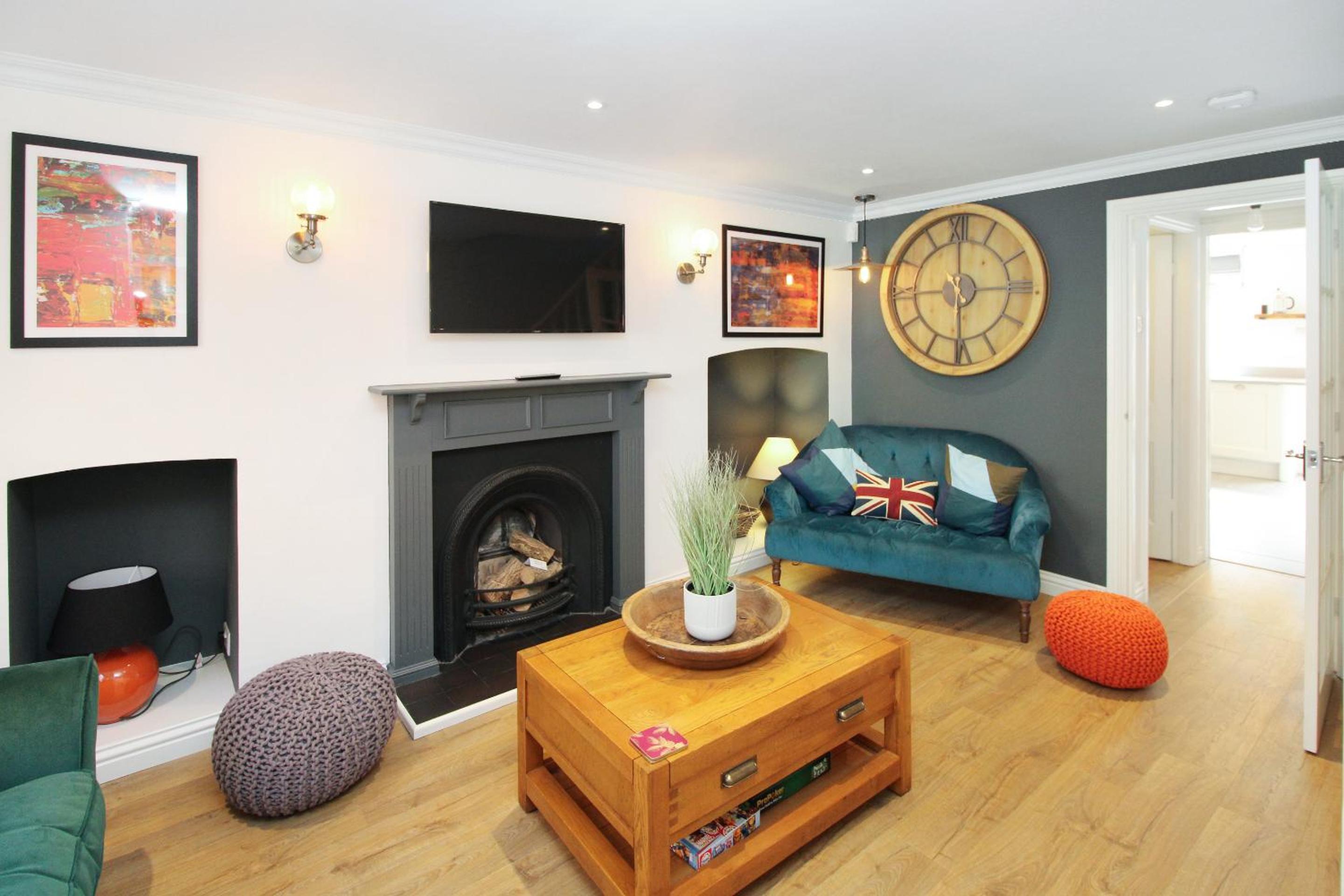 Chester City Centre Town House view 3