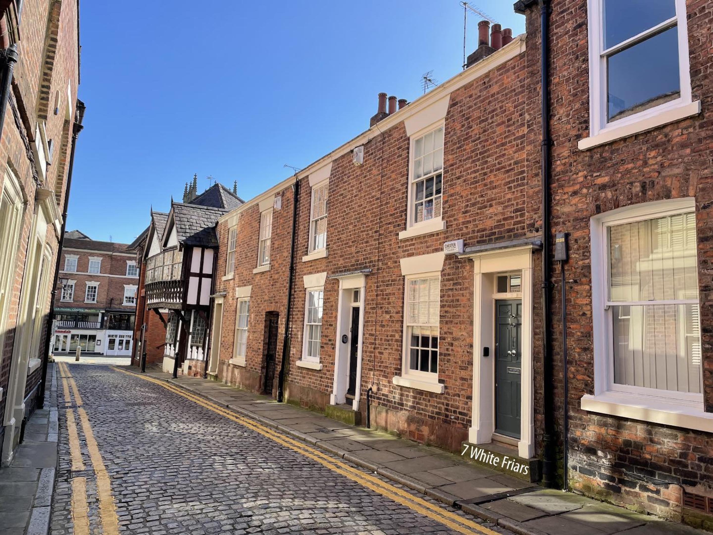 Chester City Centre Town House view 2