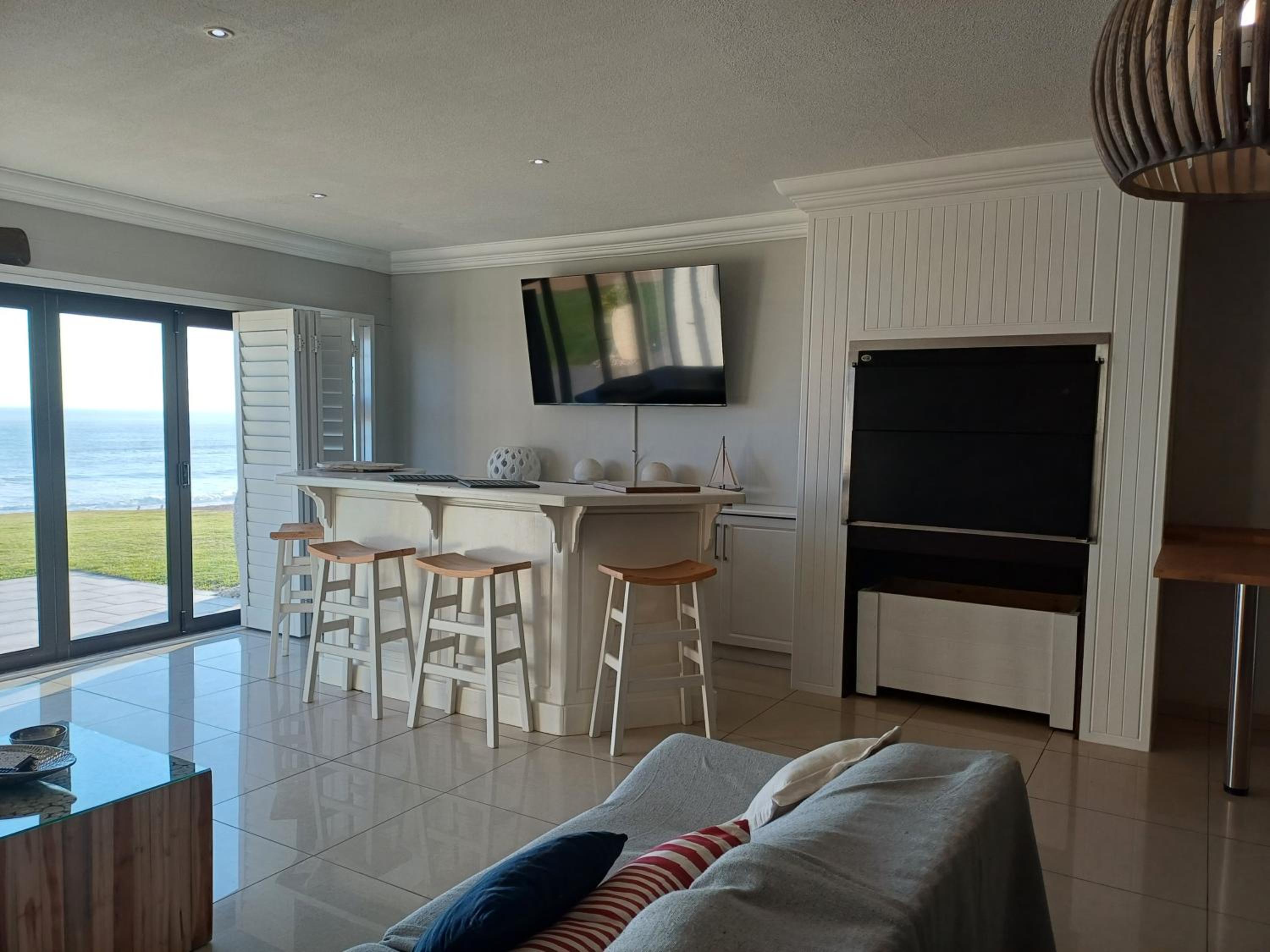 Beachfront Lux Escape