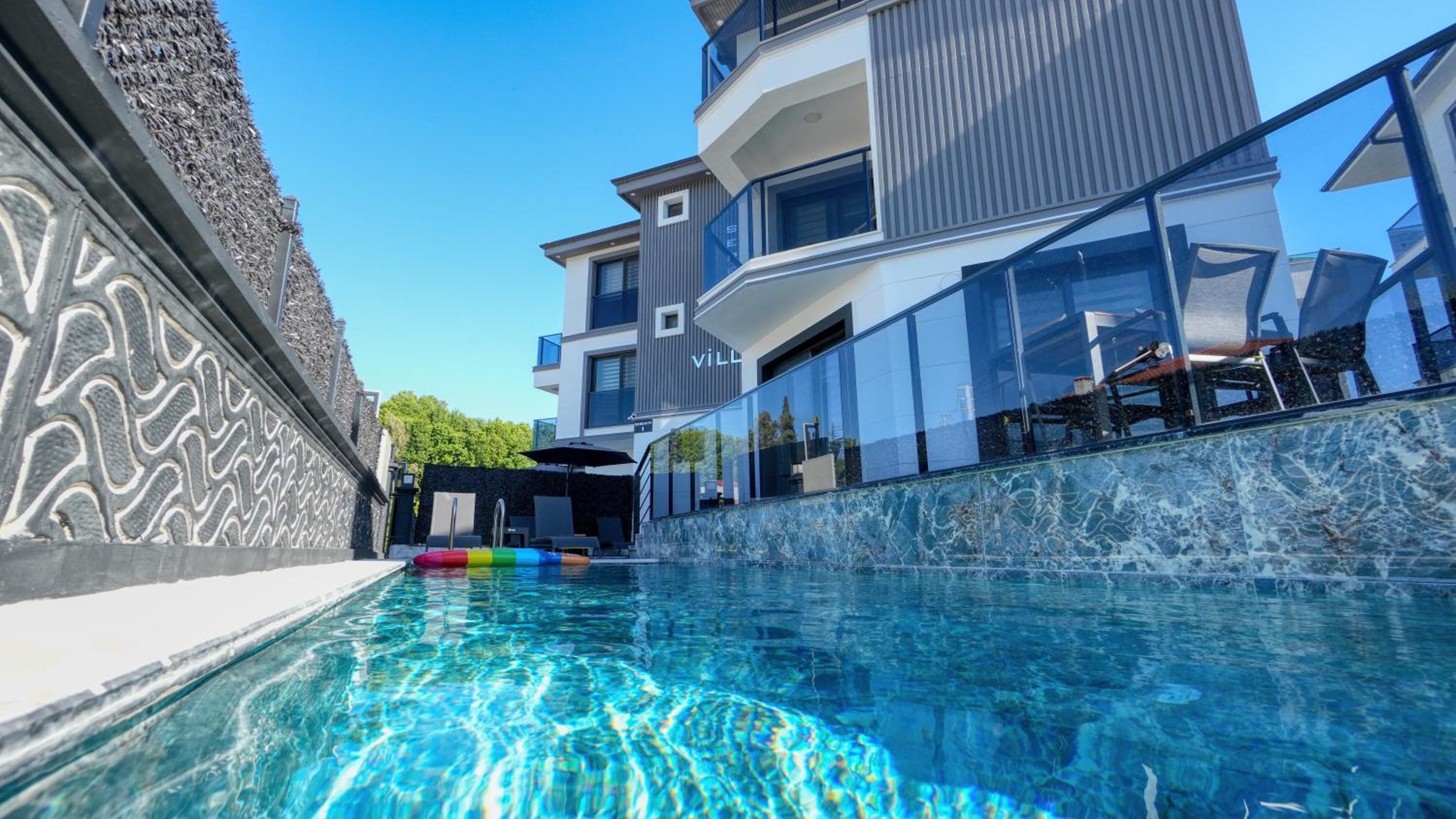 Serenity Villa