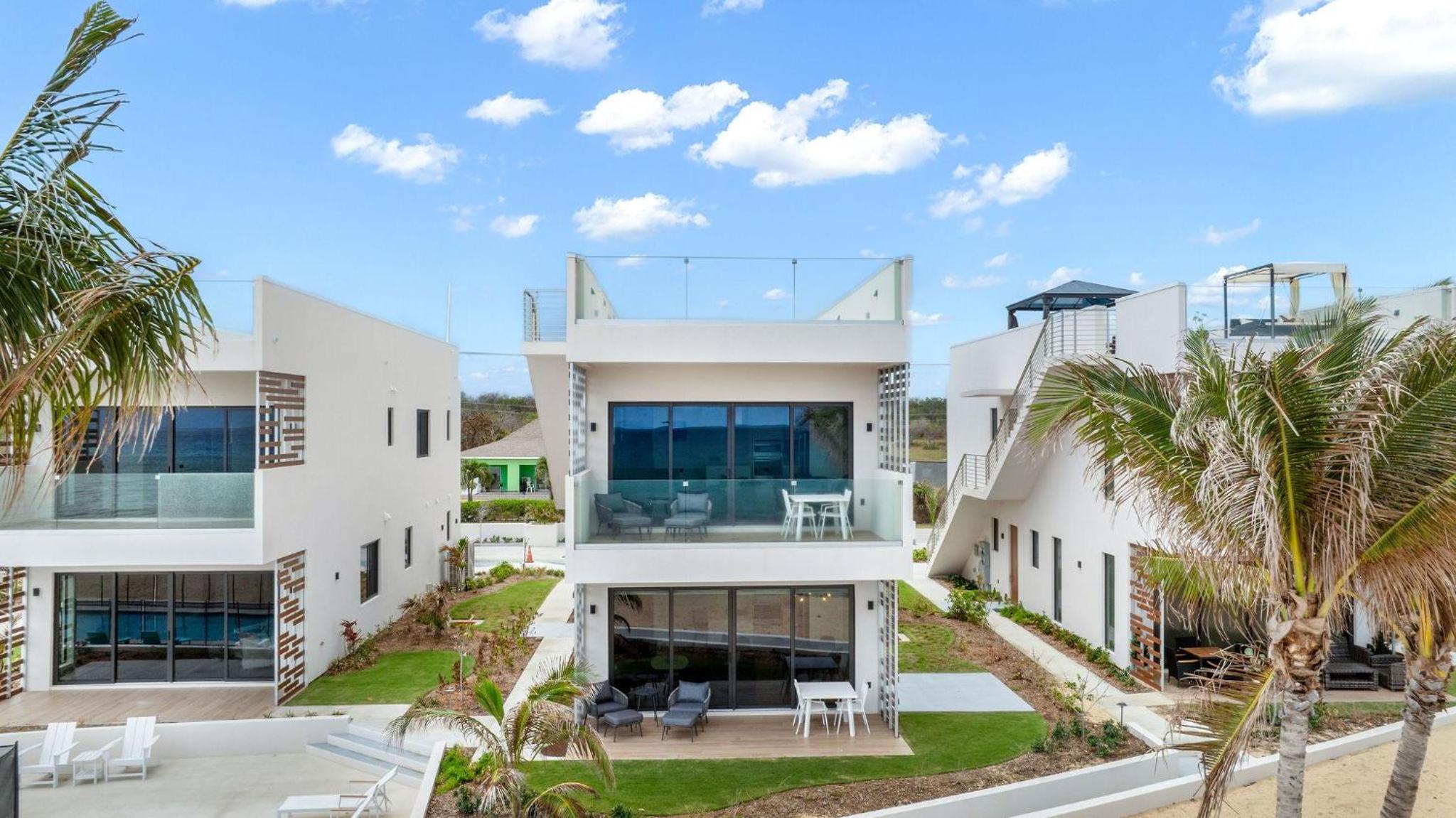 Silver Reef 3 Oceanfront Condo