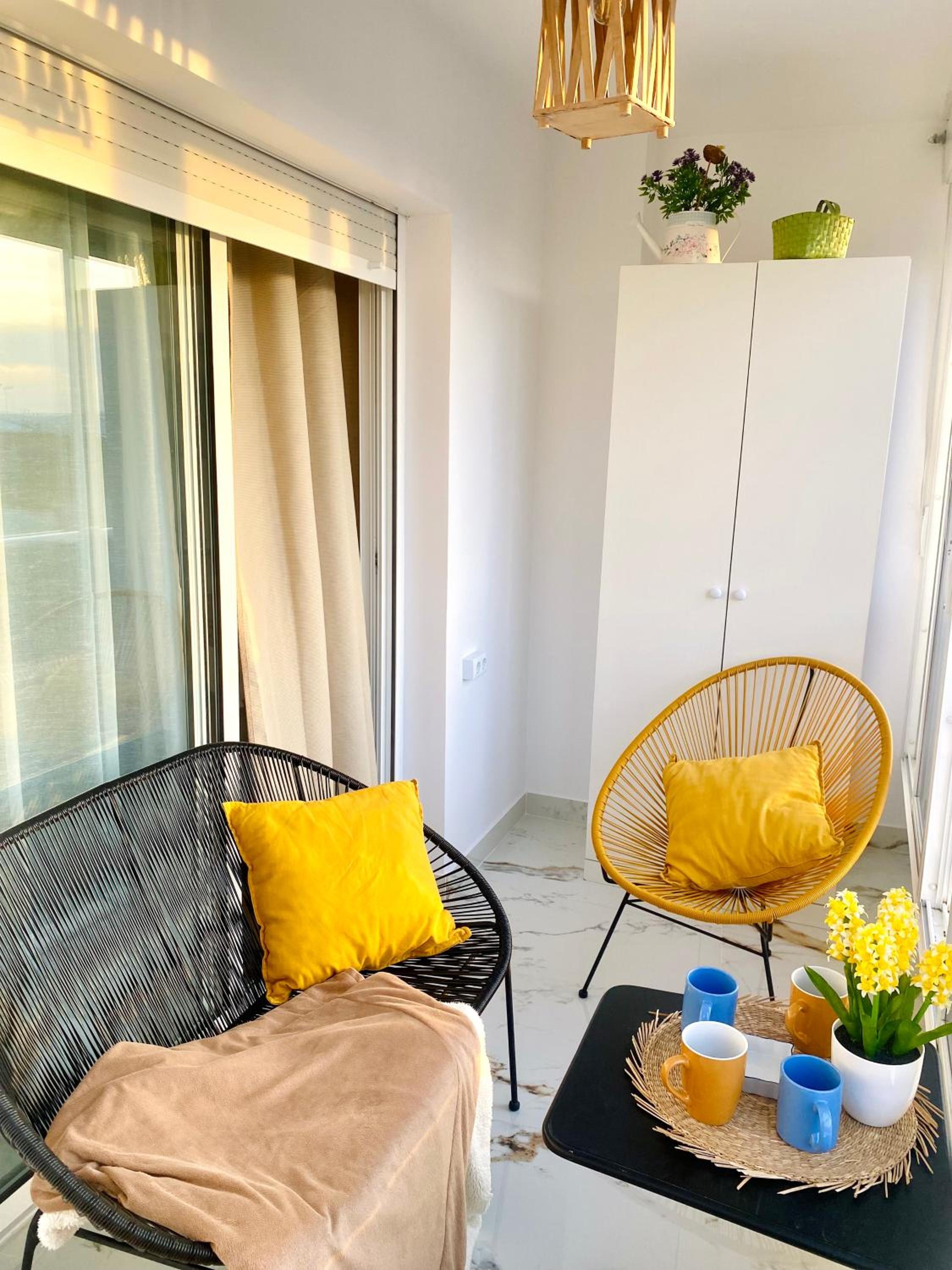 Sunny sweet apartment Olga